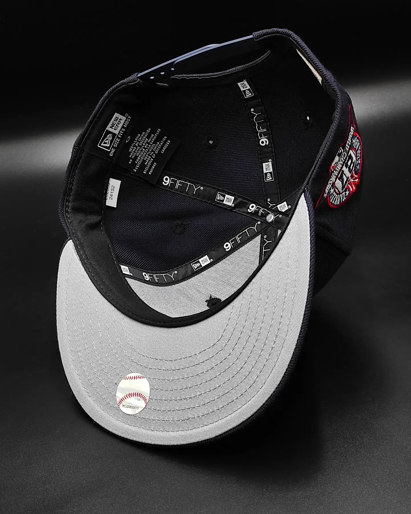 New Era New York Yankees 27world champions colección rose🌹navy 9fifty Snapback - glow in the dark 🔦