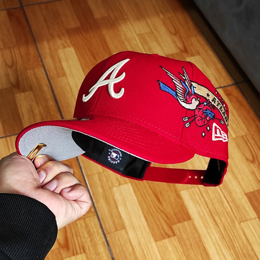 Atlanta Braves Gray Bottom City Art Side Patch New Era 9Fifty Snapback - Red