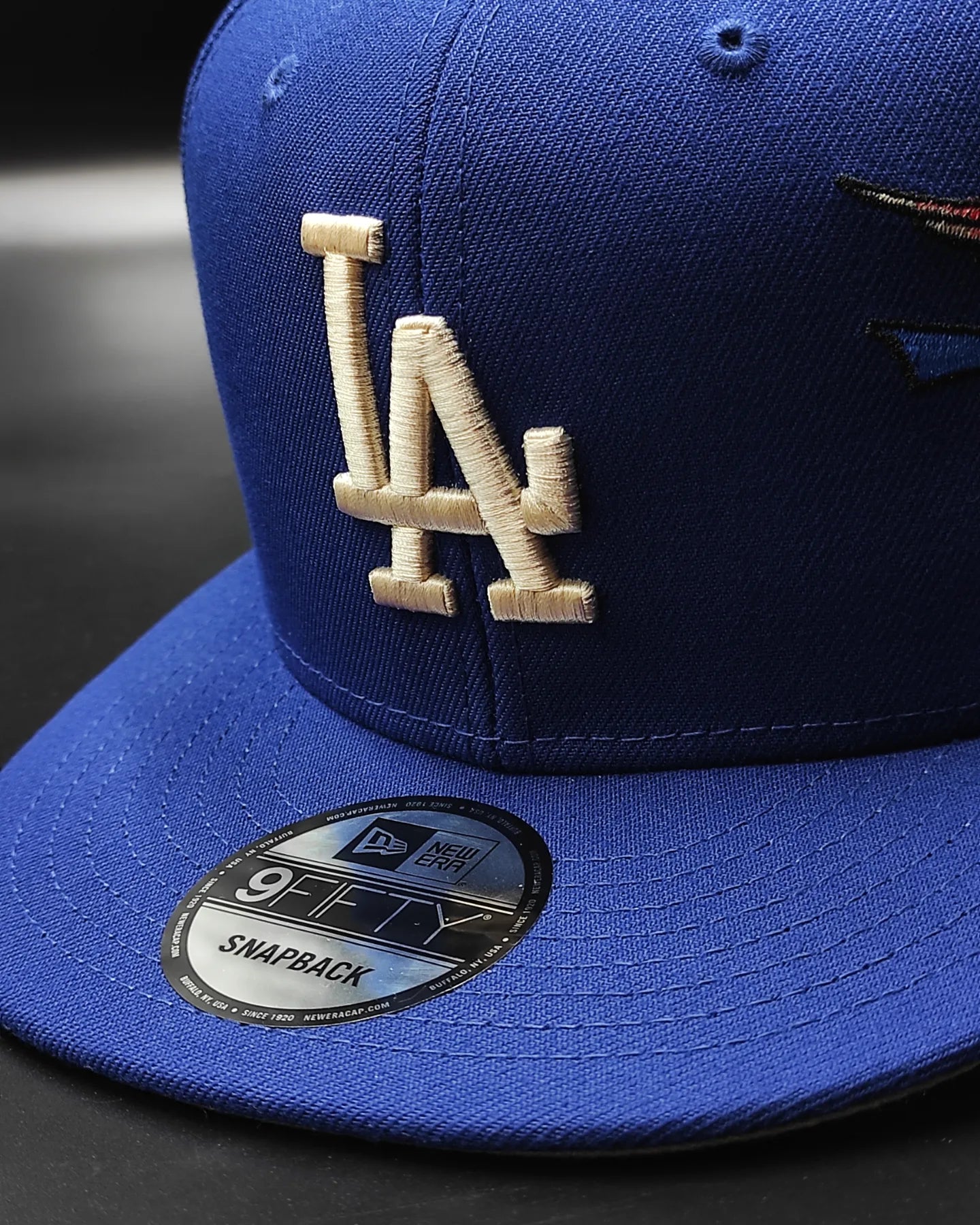 Los Angeles Dodgers Gray Bottom City Art Side Patch New Era 9Fifty Snapback - Royal Blue