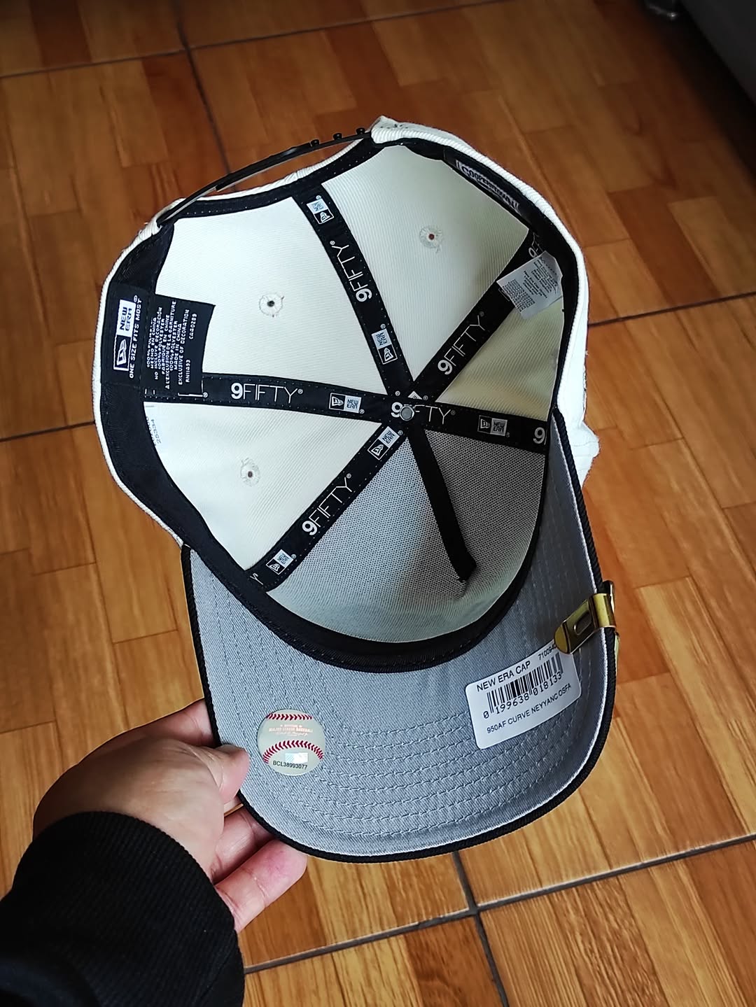 9FIFTY A-Frame New Era New York Yankees World Series 1999 Chrome Black Snapback