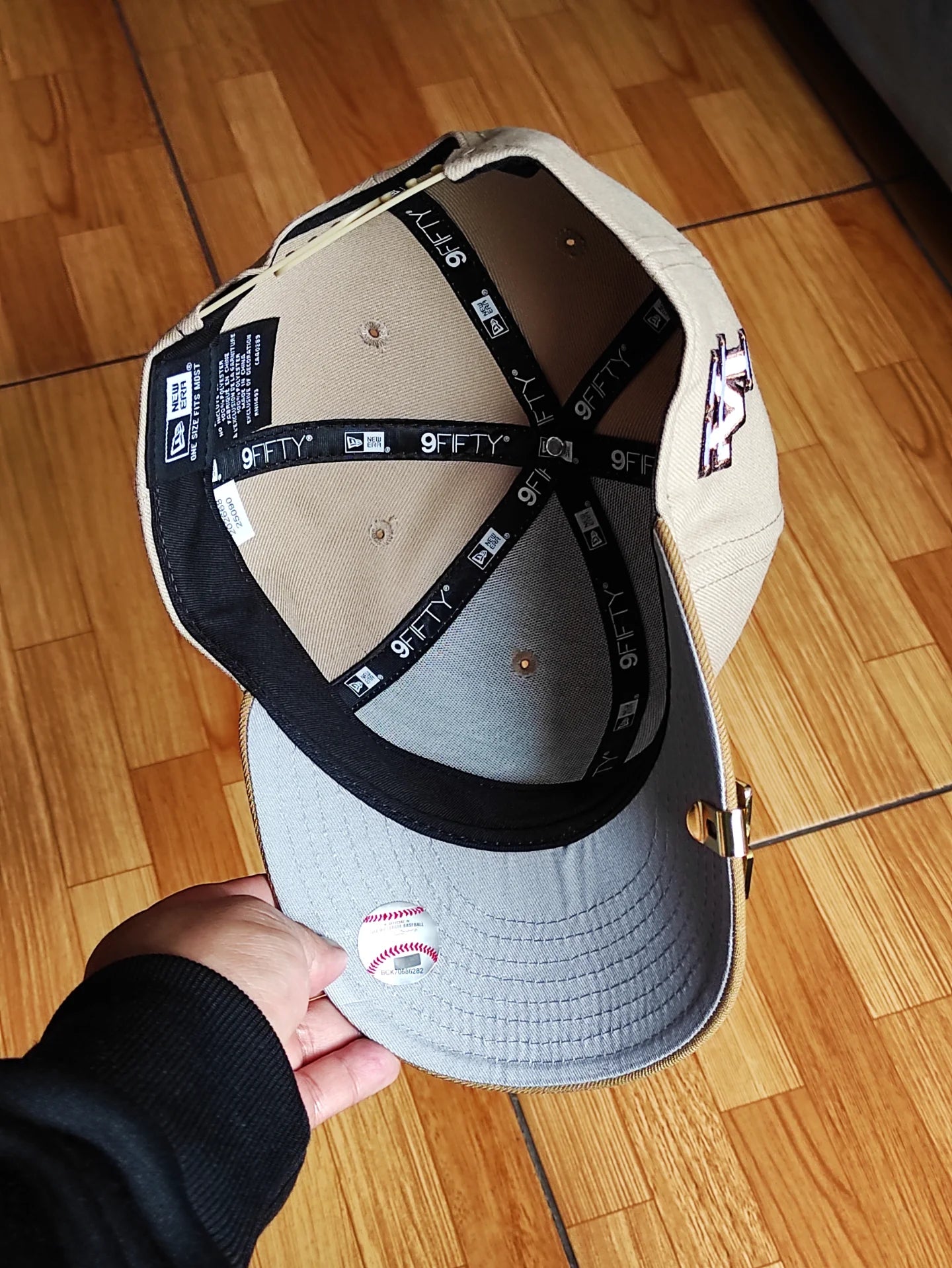 New Era Los Angeles Dodgers flame 🔥two Tone Brown light 9FIFTY snapback