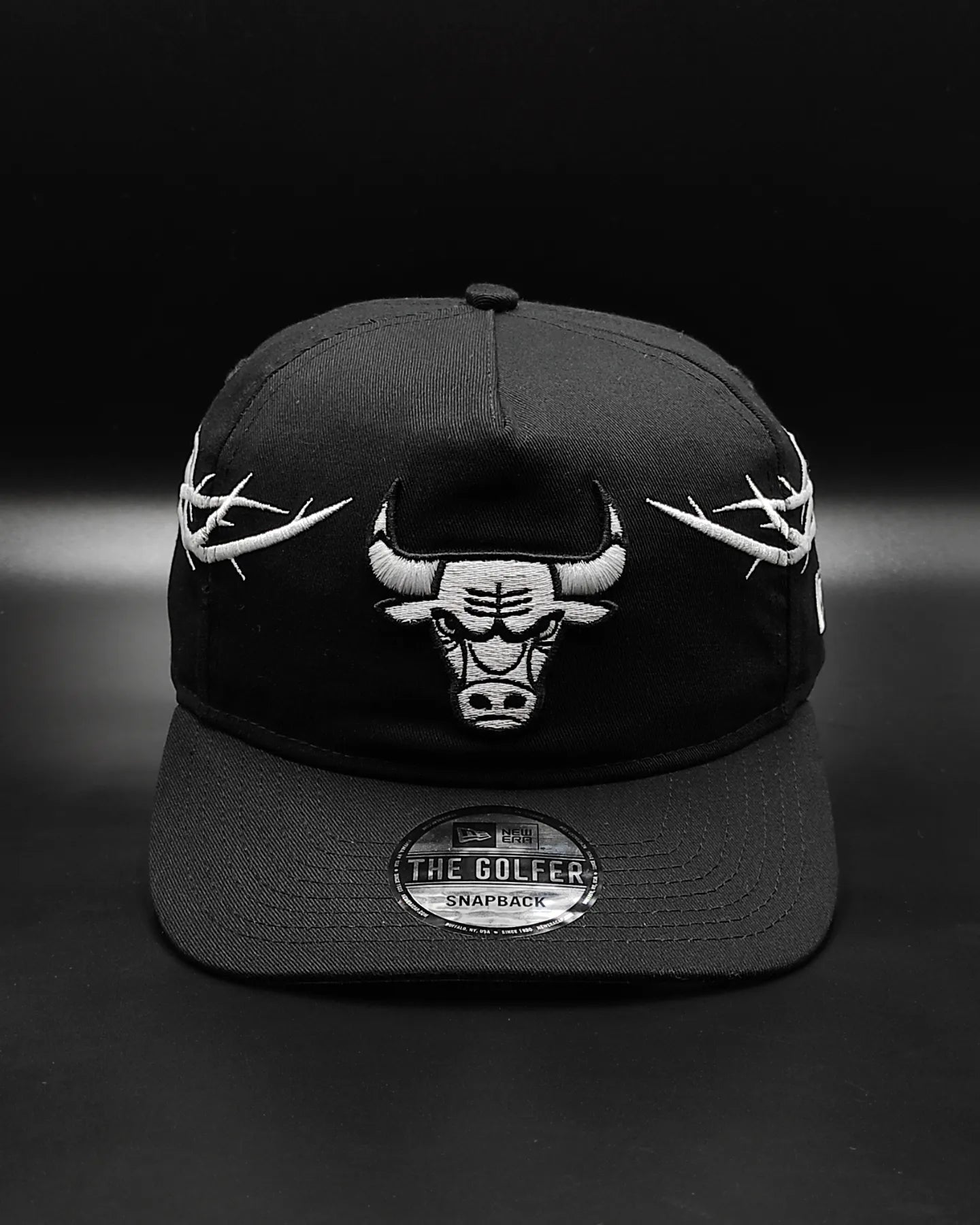 New Era Chicago Bulls 'TT' Golfer Pre-Curved Snapback