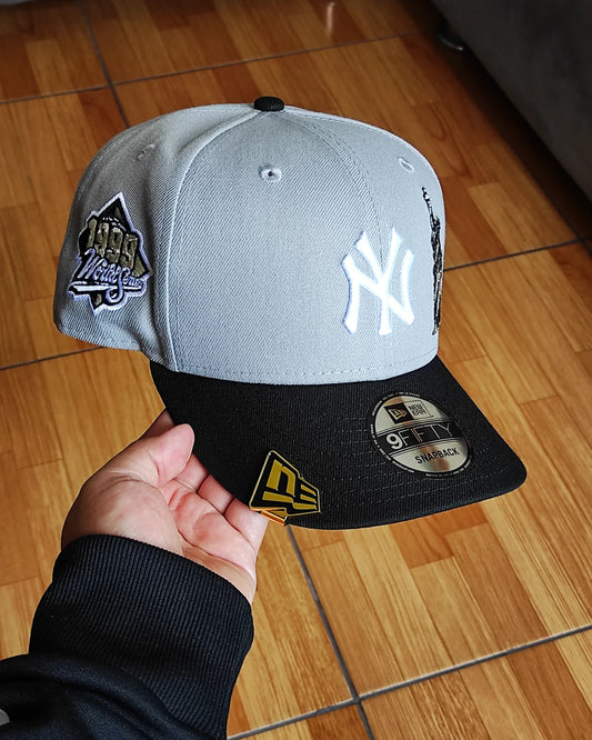 New Era New York Yankees 🗽 world series 1999 plomo negro 9 FIFTY Snapback