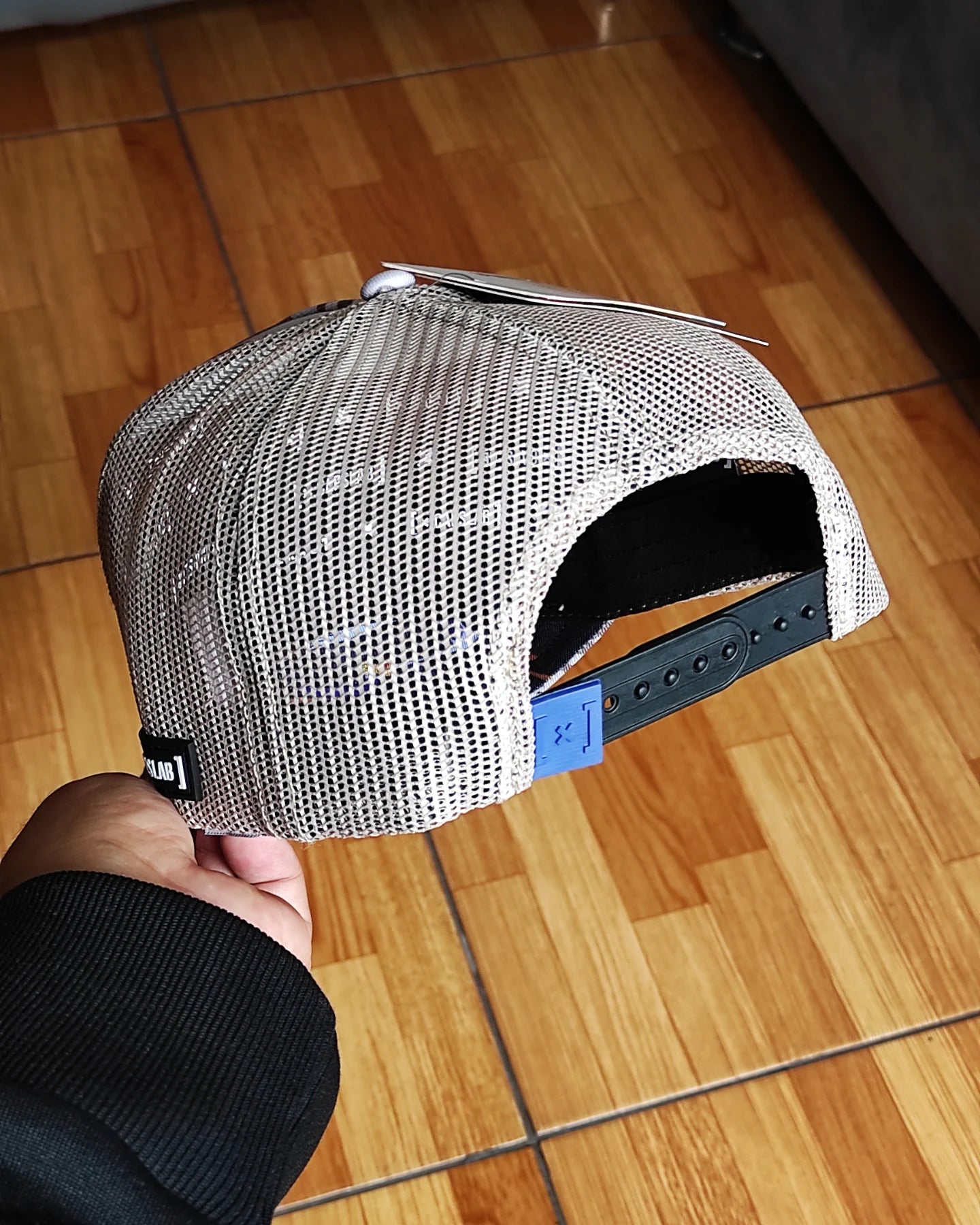 CAPSLAB LOONEY TUNES TRUCKER SNAPBACK HAT