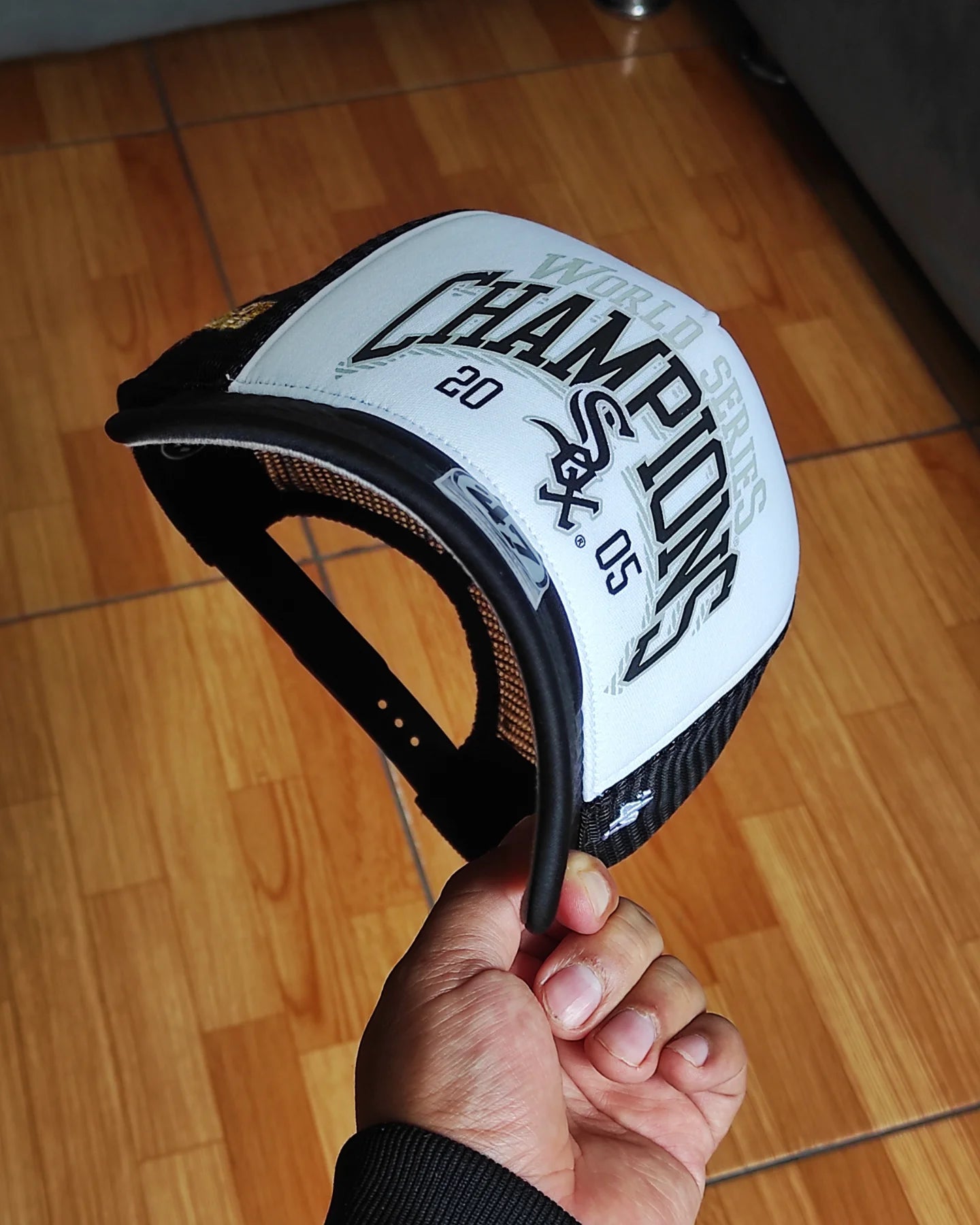 47Brand Chicago White Sox black white world series foam Trucker Snapback
