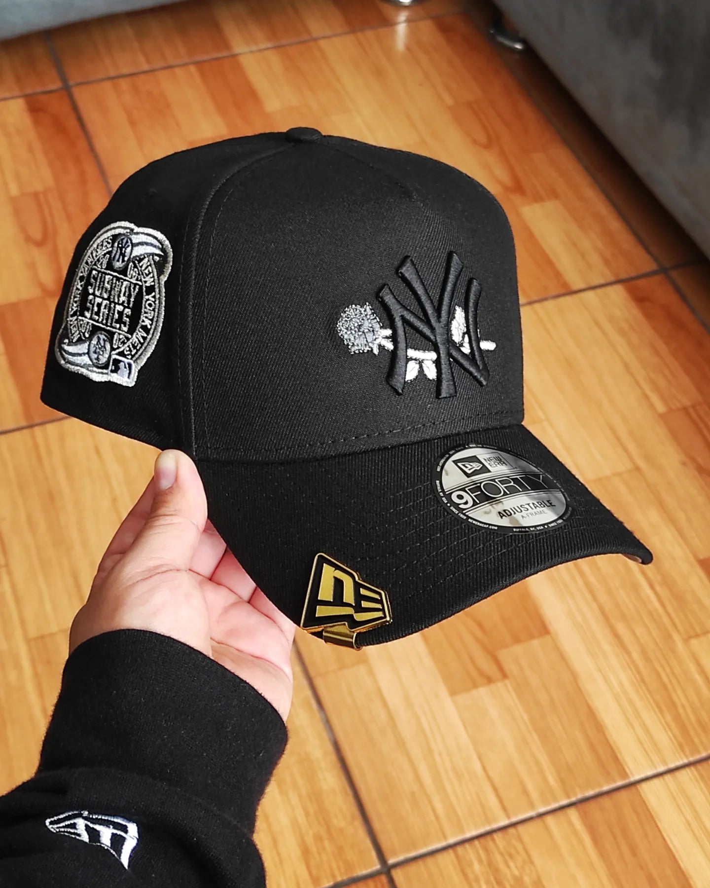 New Era New York Yankees Black Rose Subway Series 2000 9Forty A Frame Snapback