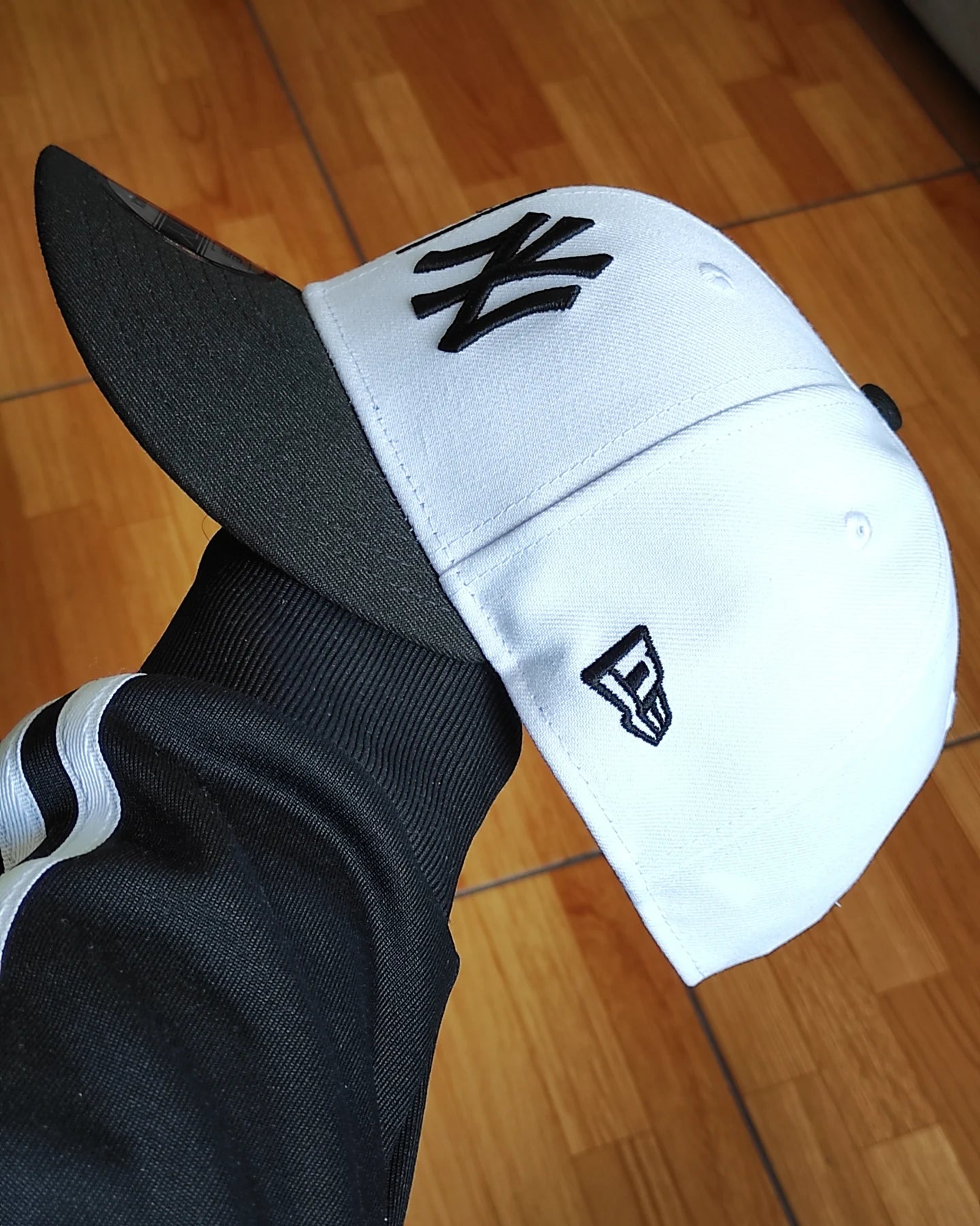 New Era New York Yankees vs Mets Subway Series black and White 9 FIFTY Snapback
