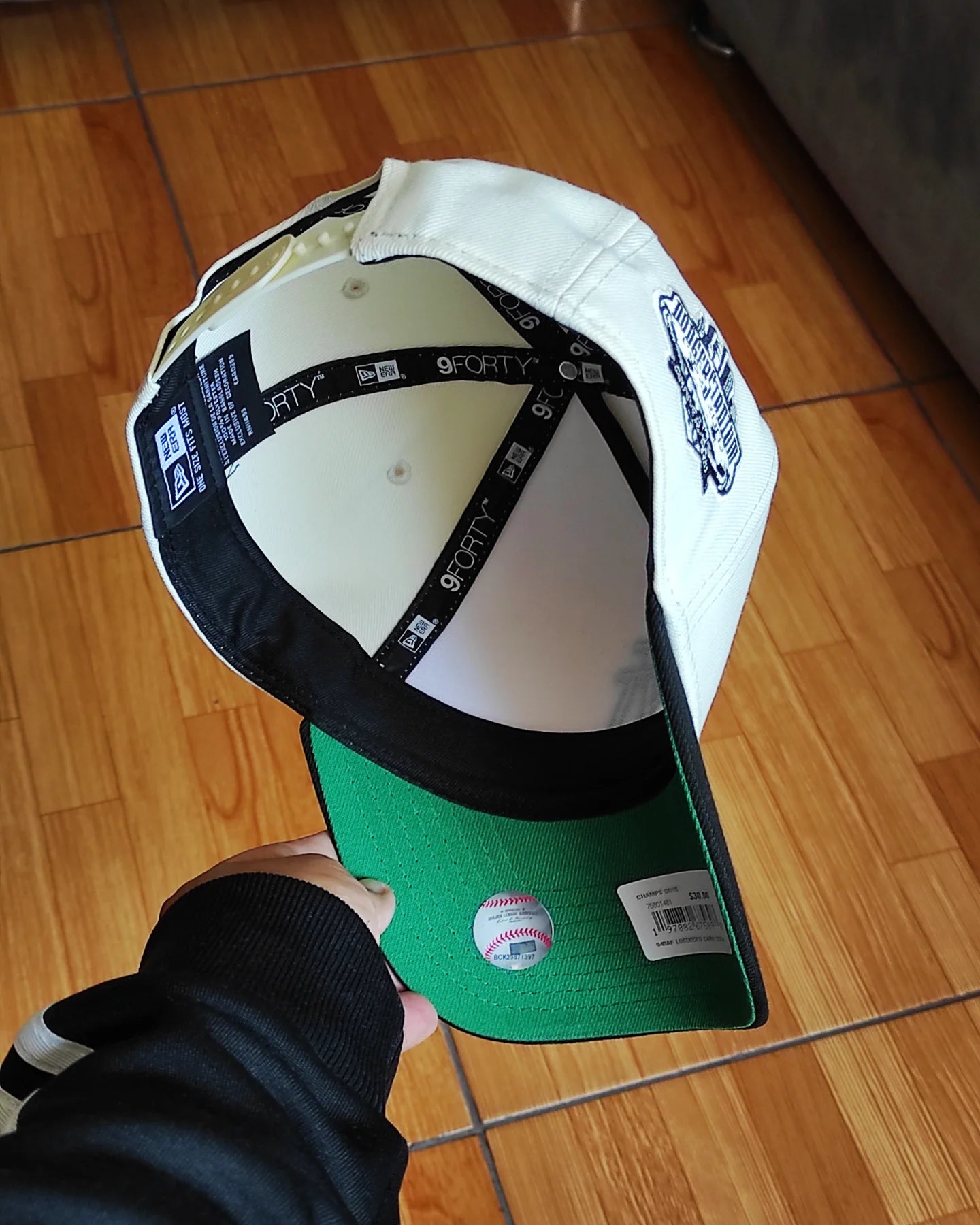 New Era Los Angeles Dodgers UPSIDE logo Chrome black 9FORTY A-FRAME