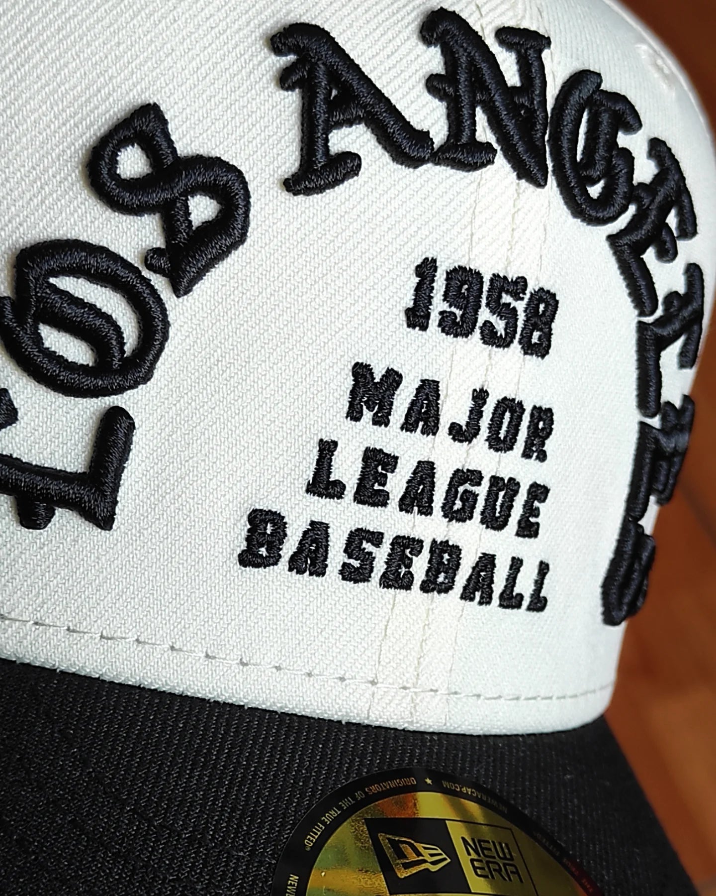 New Era Los Angeles Dodgers SKULL 💀 Chrome Black edition 59fifty fitted