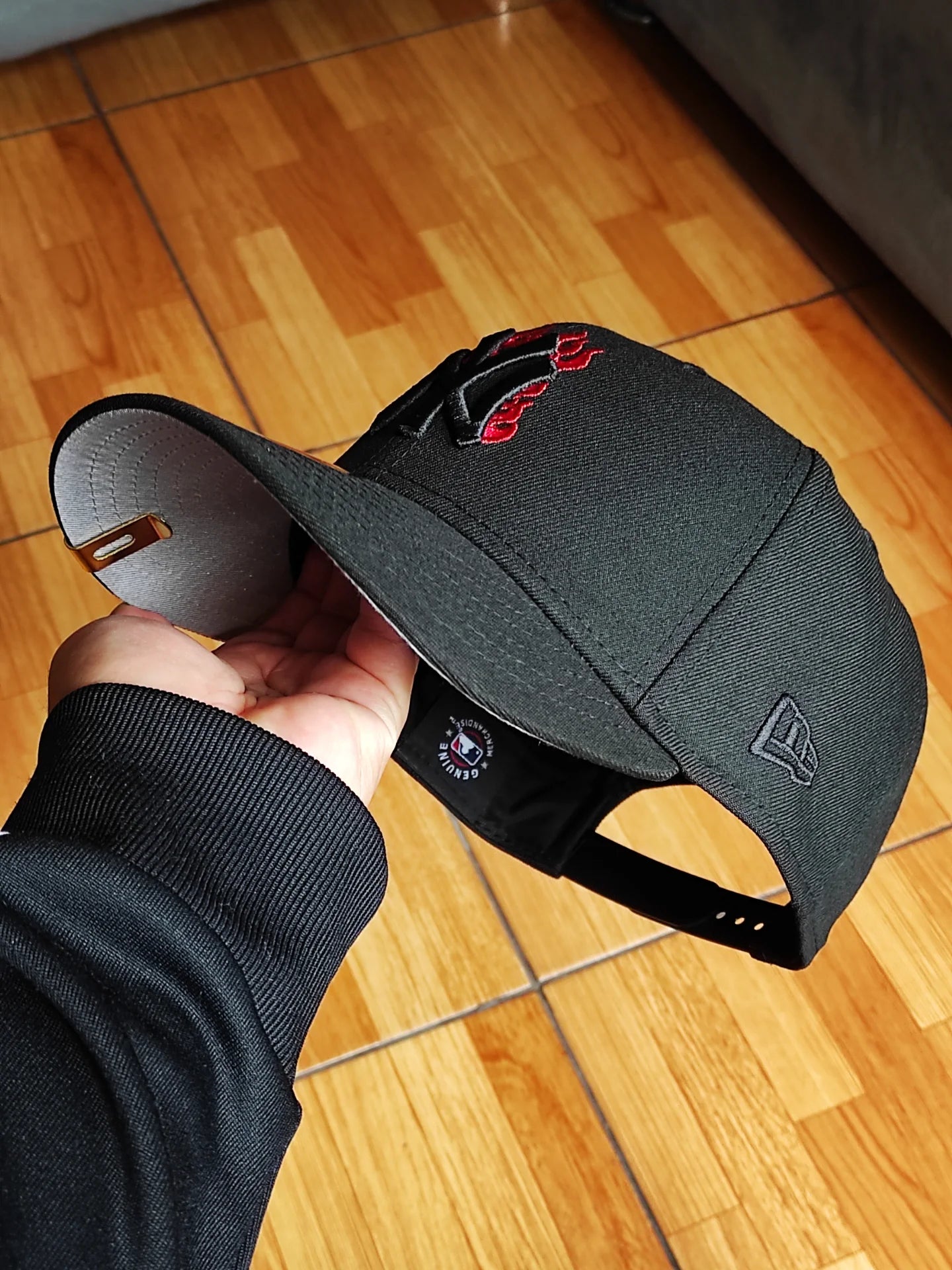 New Era New York Yankees flame 🔥 black edition 9FIFTY snapback cap