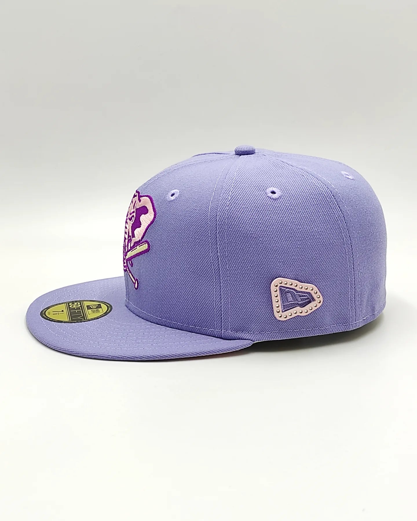 New Era Flag pin circón