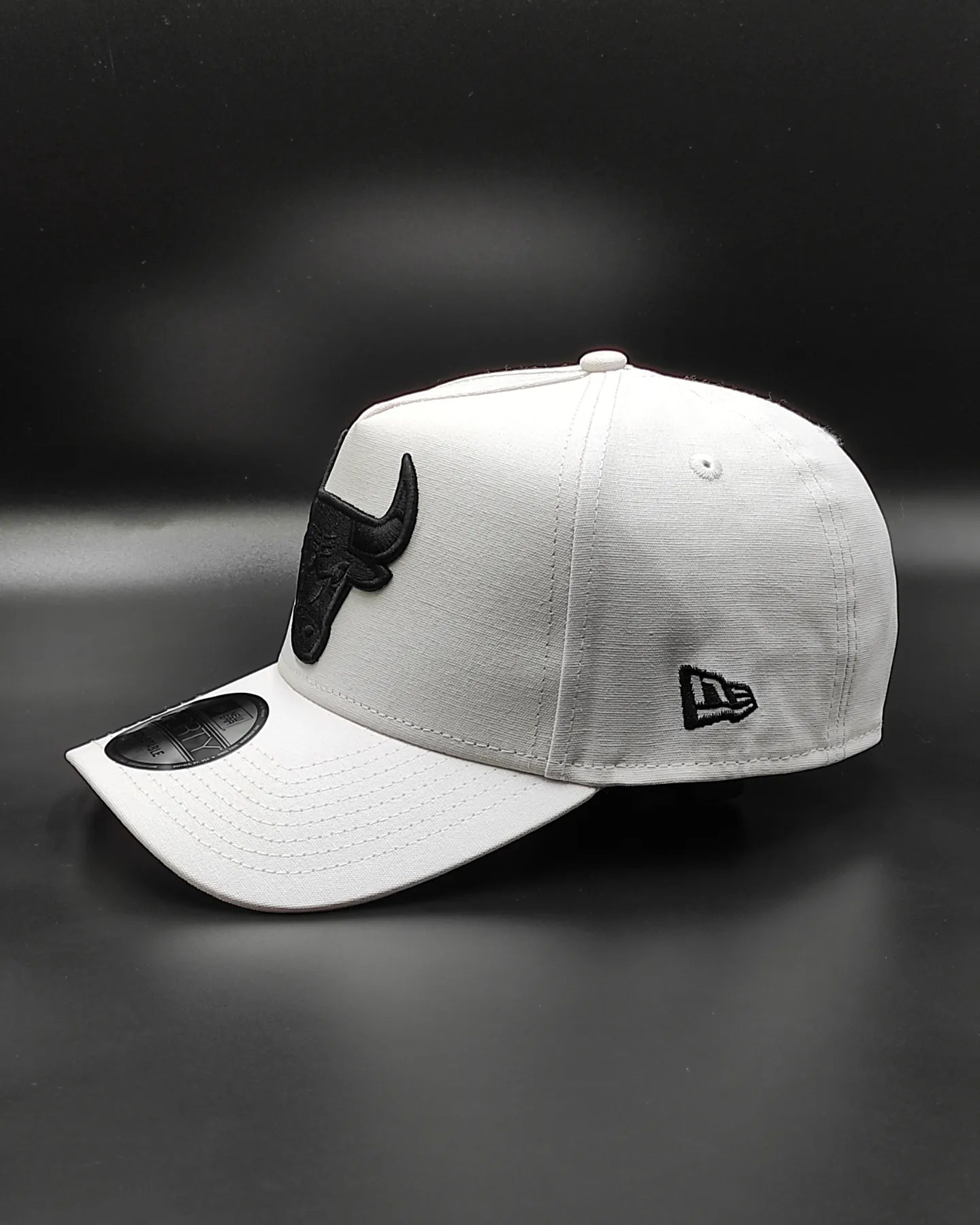 New era Chicago bulls UV activado 9 Forty A-FRAME white