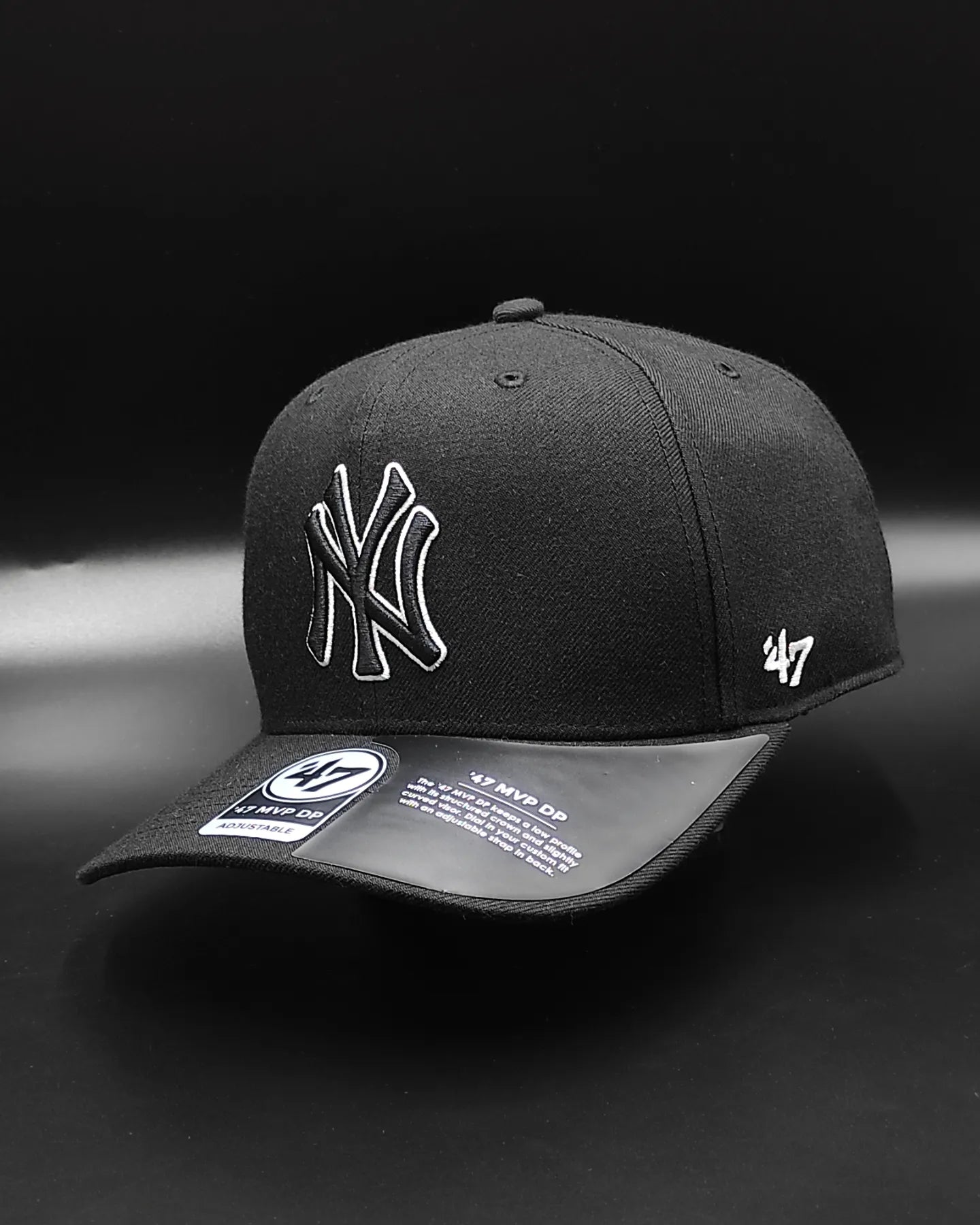 47brand New York Yankees cold zone snapback hat