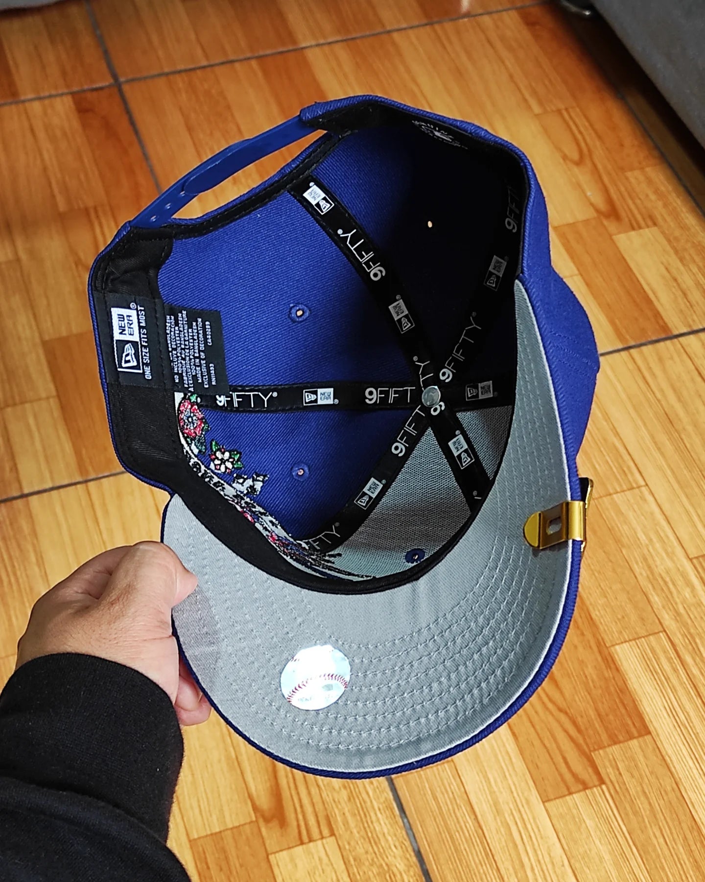 Los Angeles Dodgers Gray Bottom City Art Side Patch New Era 9Fifty Snapback - Royal Blue