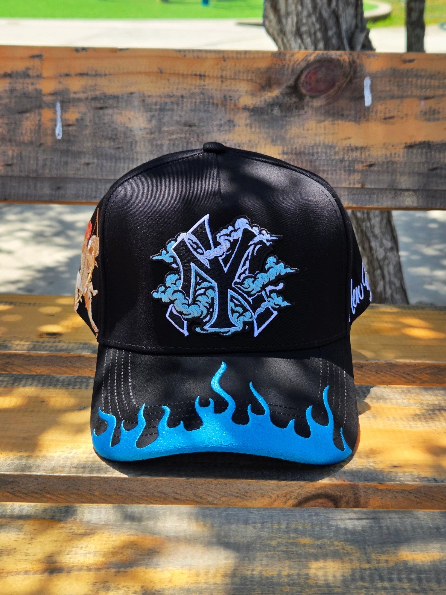 Gorra Qori Caps coleccion Cloud☁️ & Yankees🔥 a-frame Snapback