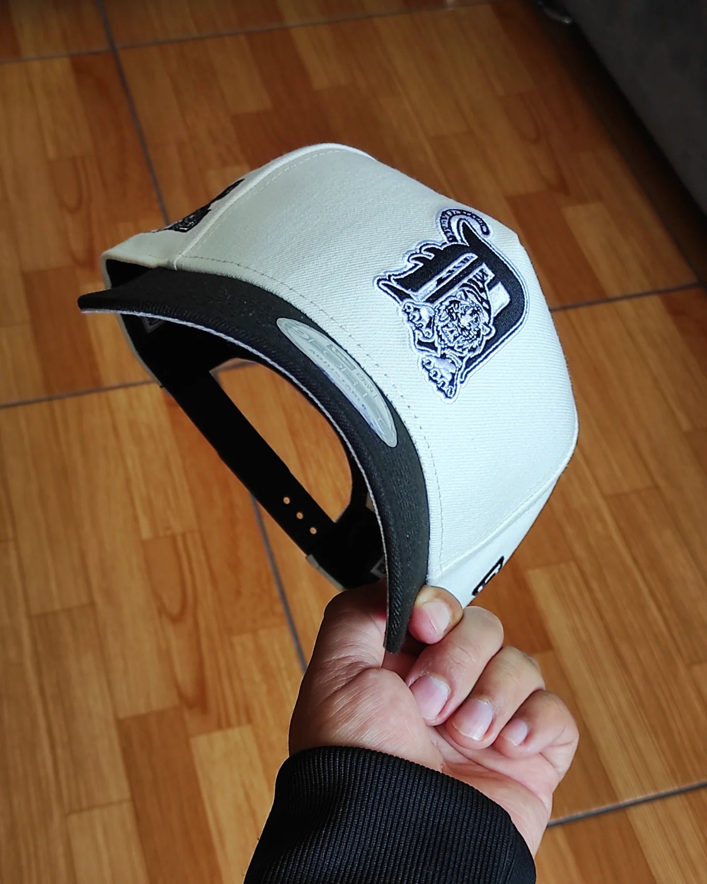 New Era Detroit Tigers Chrome black 9 FORTY A-FRAME
