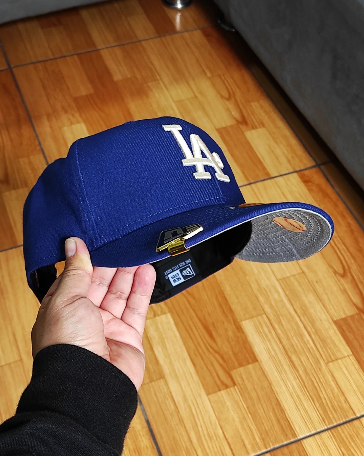 Los Angeles Dodgers Gray Bottom City Art Side Patch New Era 9Fifty Snapback - Royal Blue