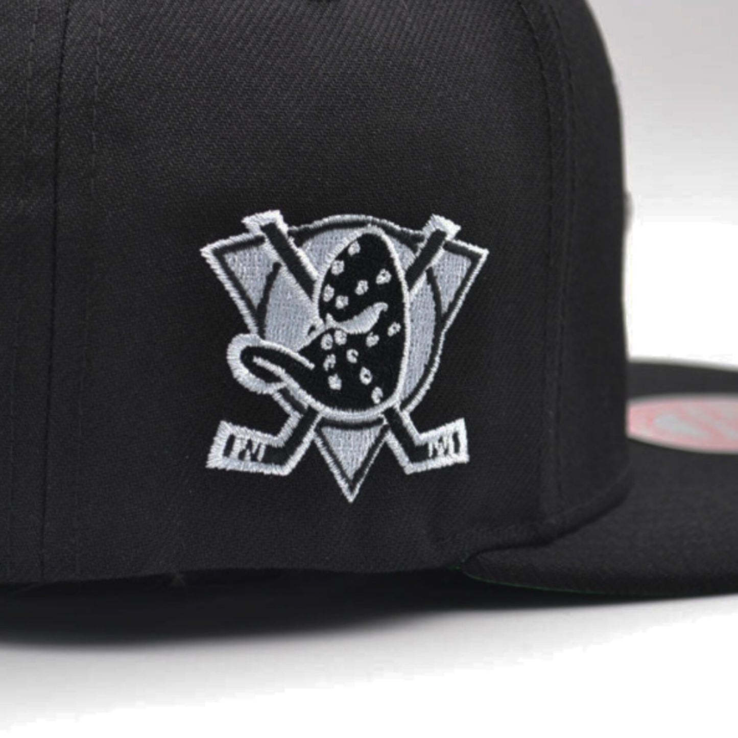 Anaheim Ducks Mitchell & Ness NHL ALTERNATE FLIP Snapback Adjustable Hat - Black/Orange