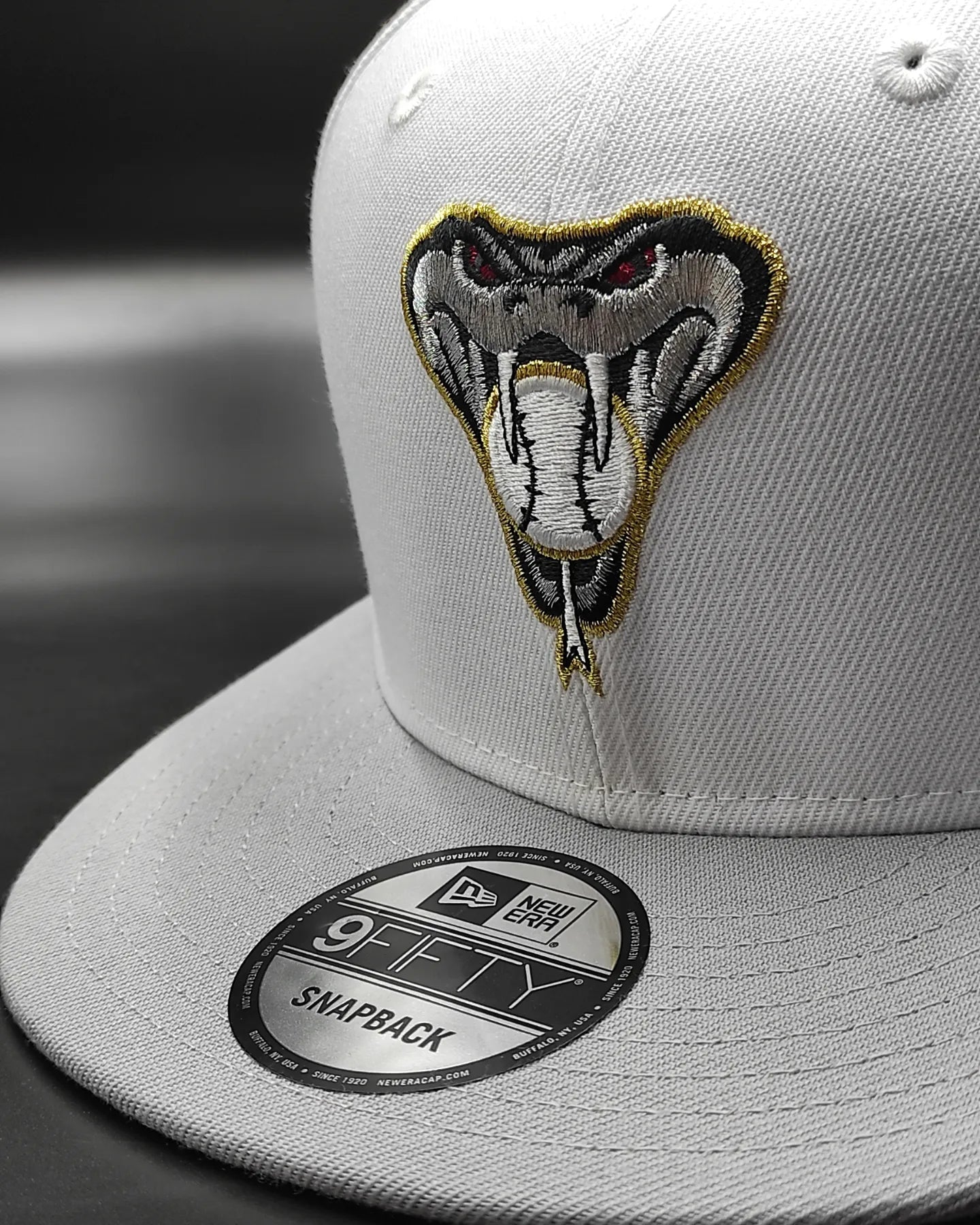 New Era Arizona Diamondbacks 1998 New Era 9Fifty Snapback blanco , rojo , plomo