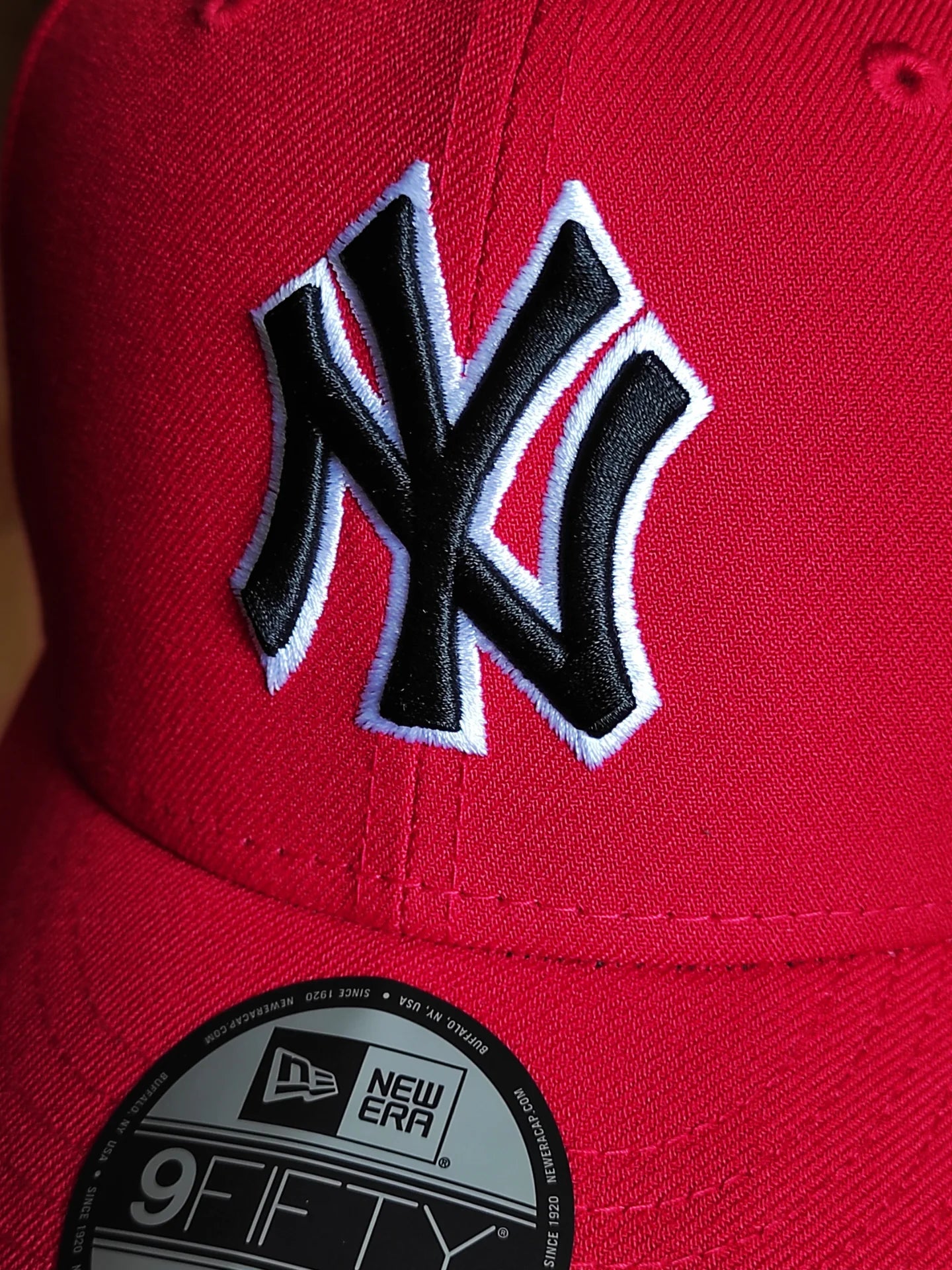 New Era New York Yankees 1999 World Series Scarlet Edition 9Fifty Snapback Hat