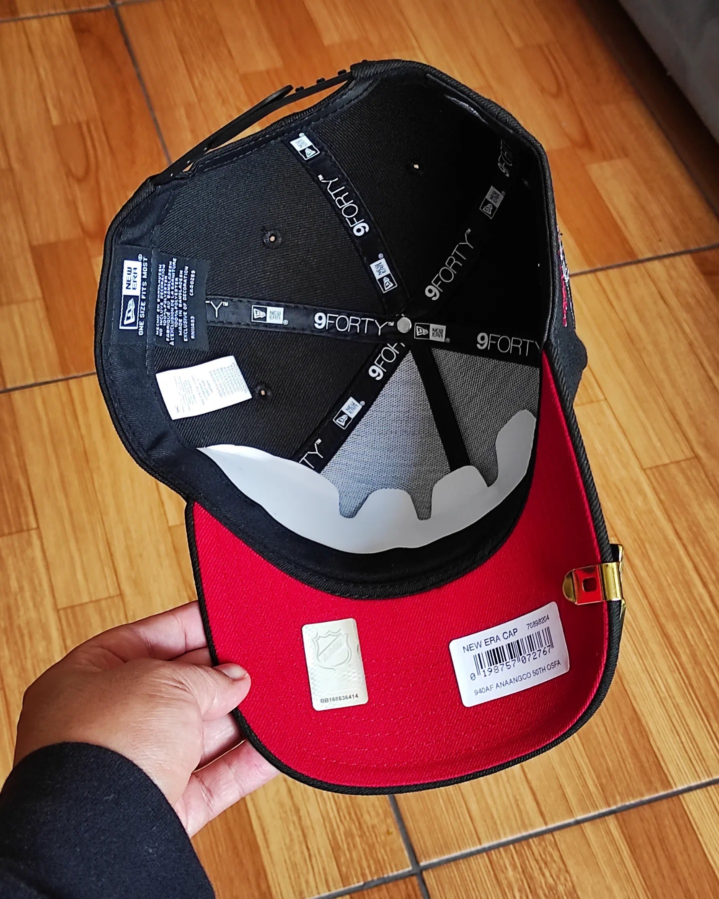 New Era Anaheim Ducks 10th Anniversary Metallic Blackout Red Edition 9Forty A Frame Snapback