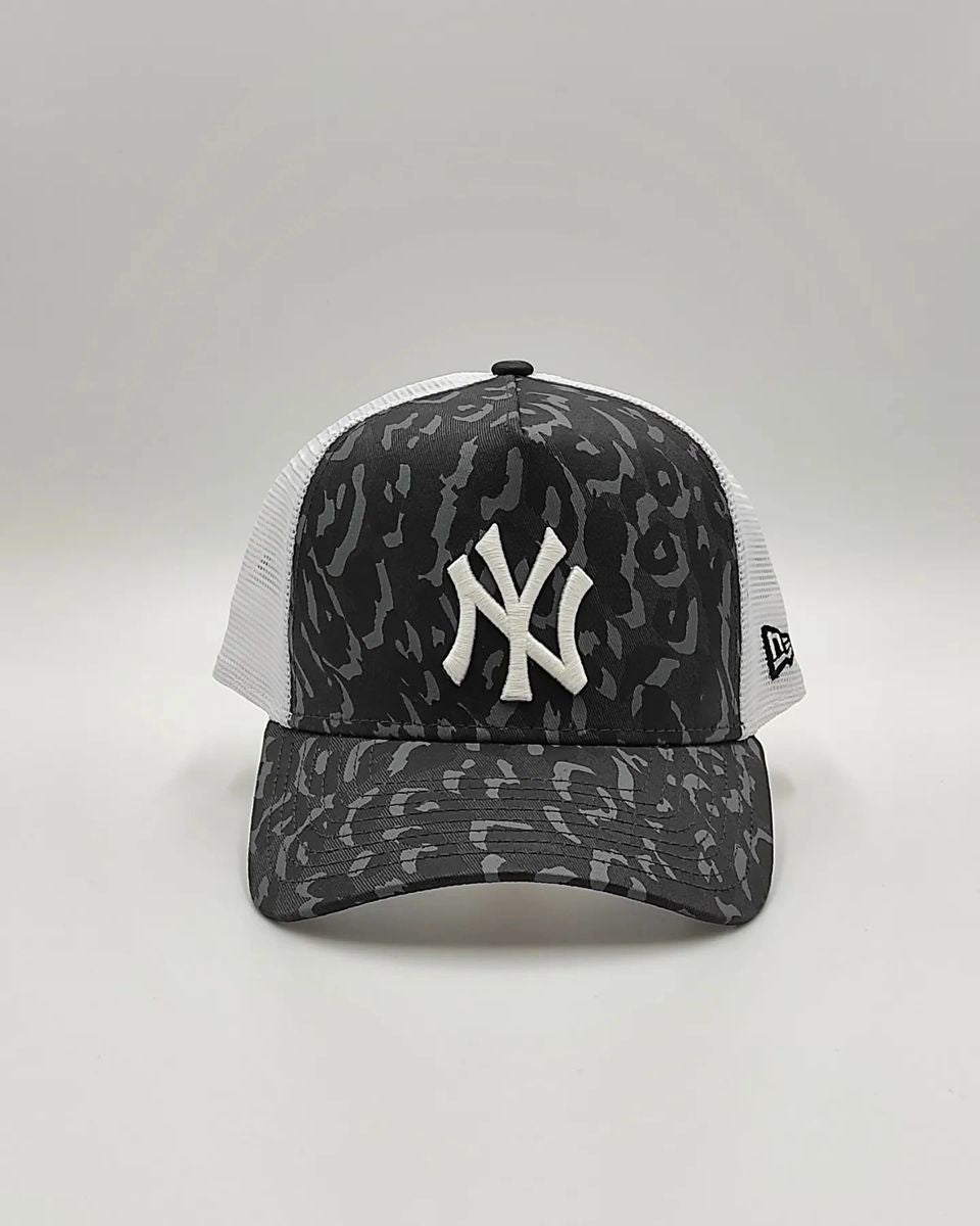 New era New York yankees Trucker ajustable
