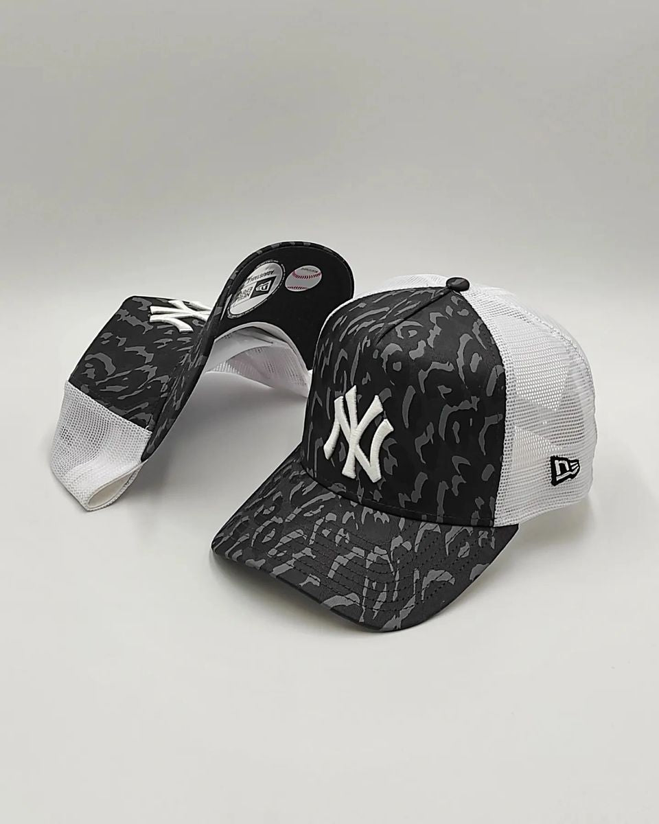 New era New York yankees Trucker ajustable