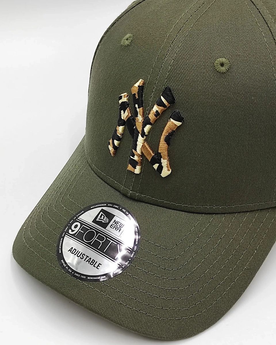 New era New York Yankees logo camo