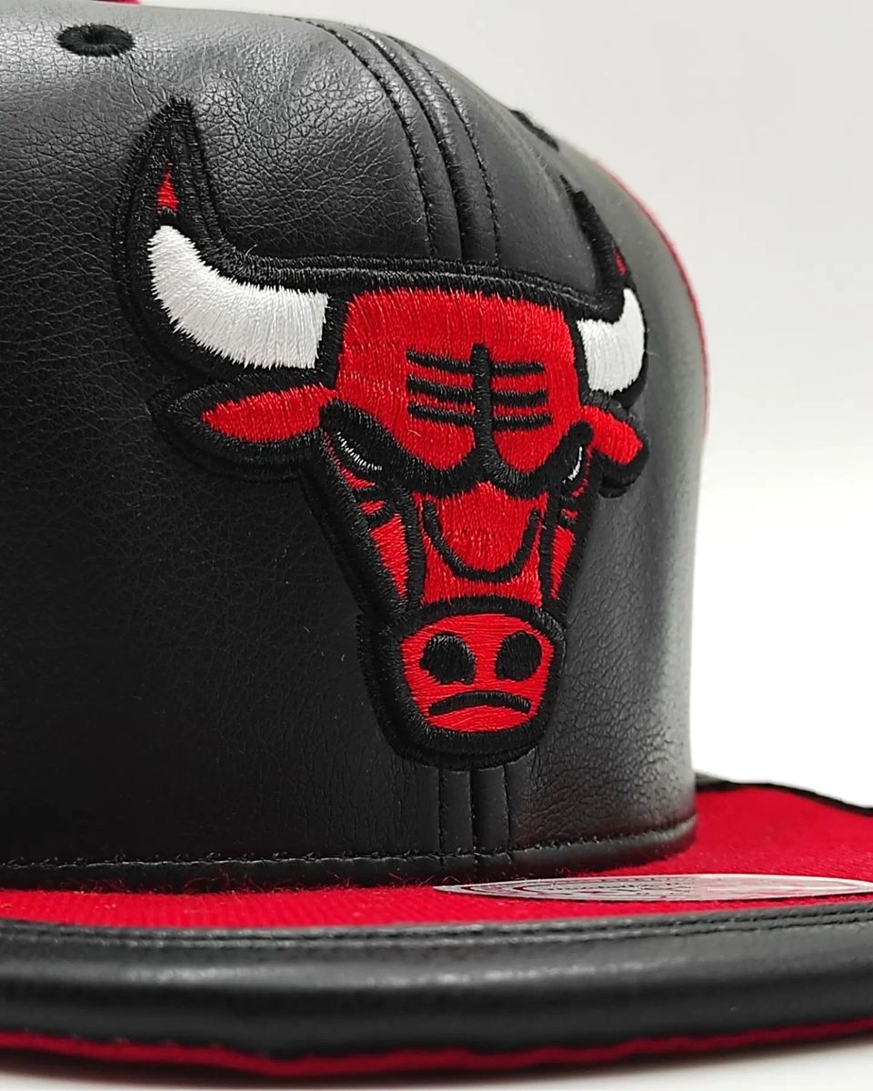 Gorra Chicago Bulls Air Jordan DAY ONE Snapback Mitchell & Ness NBA - Negro/Rojo