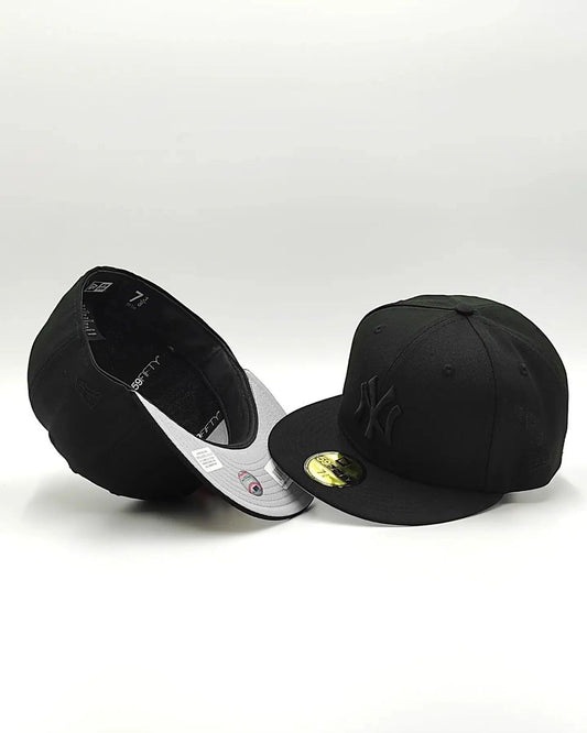 GORRA NEW ERA YANKEES BLACK & BLACK  59FIFTY