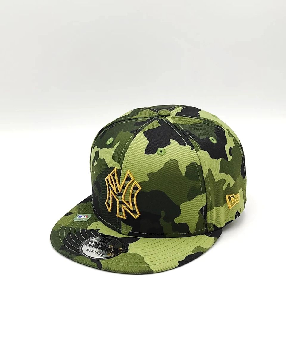 GORRA NEW ERA NY YANKEES 9FIFTY SNAPBACK CAMO FUERZAS ARMADAS