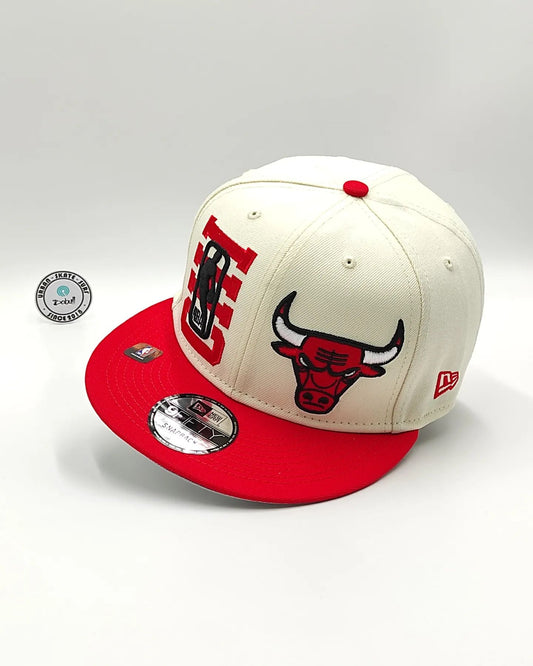 Chicago Bulls New Era 2022 NBA Draft 9FIFTY Gorra Ajustable Snapback – Crema/Rojo
