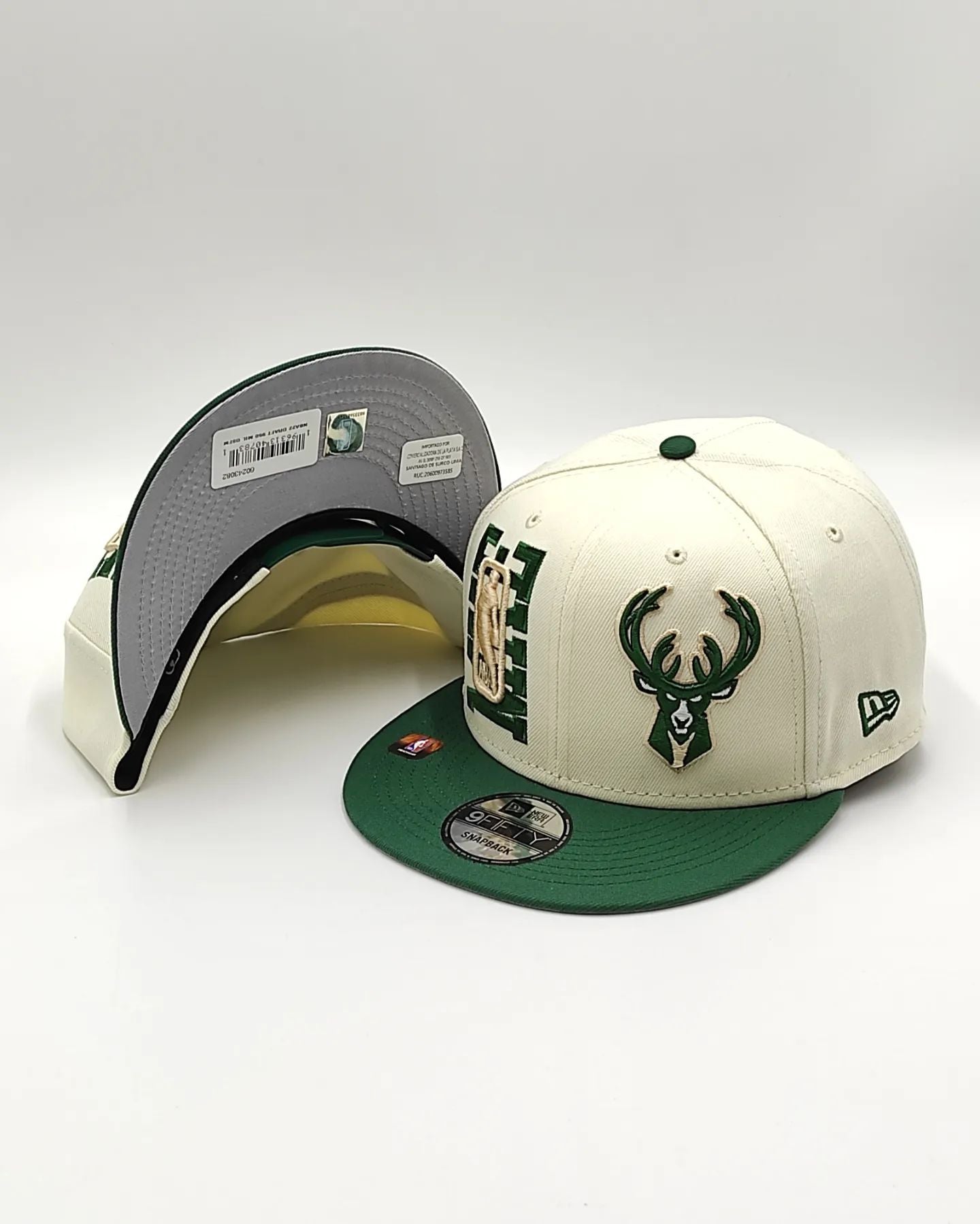 Milwaukee Bucks New Era 2022 NBA Draft 9FIFTY Gorra Ajustable Snapback – Crema/Verde