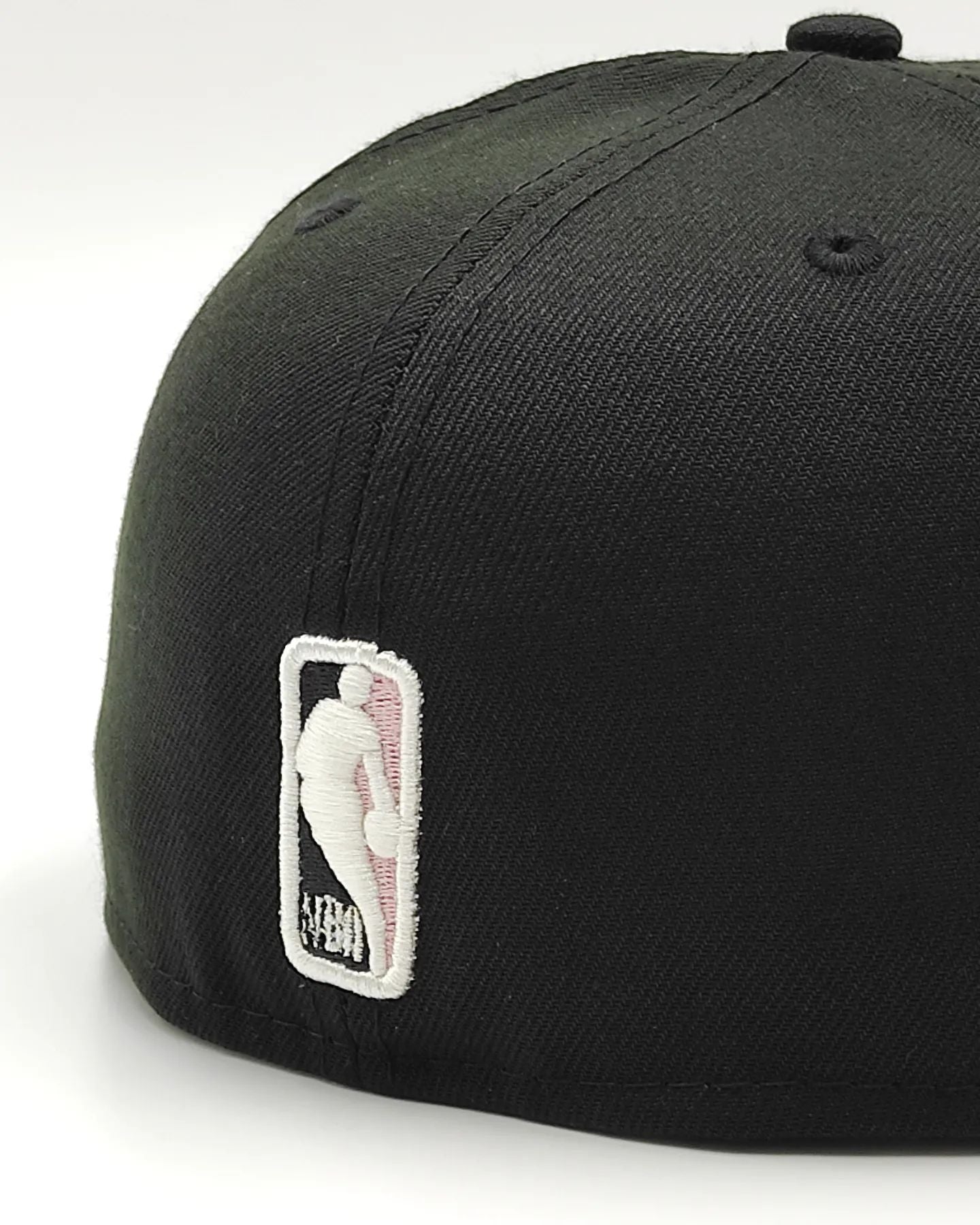 NEW ERA CHICAGO BULLS 59FIFTY 6XNBA COLEC.POP SWEAT
