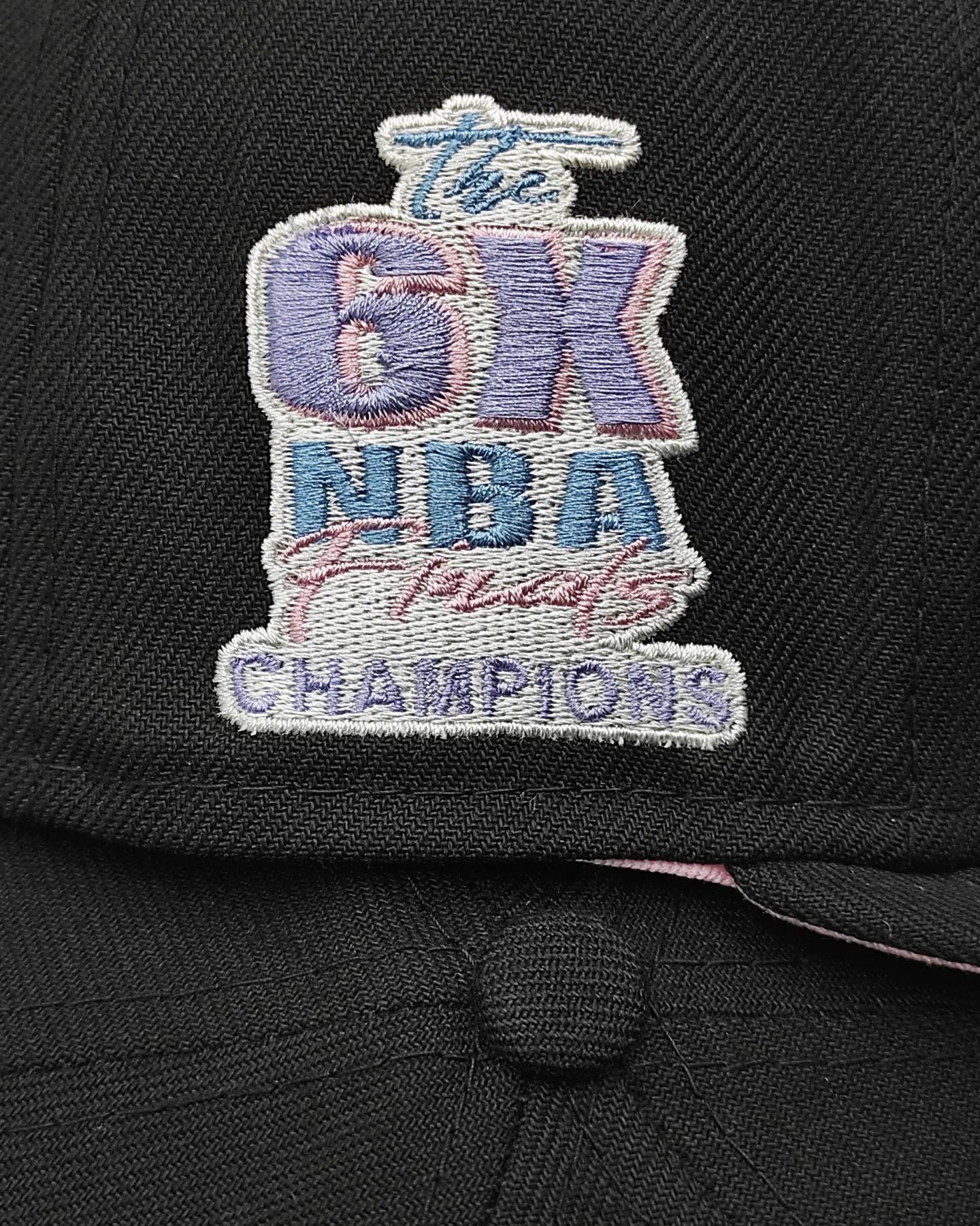 NEW ERA CHICAGO BULLS 59FIFTY 6XNBA COLEC.POP SWEAT