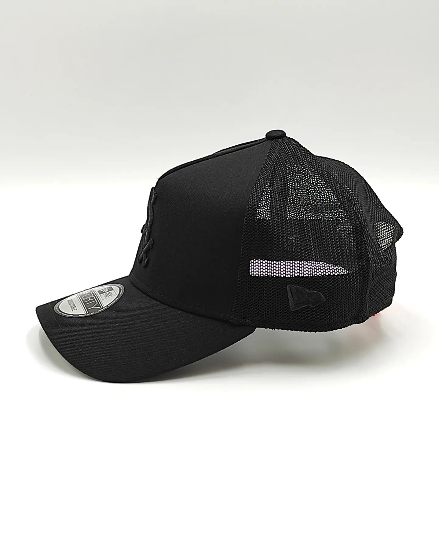 New Era Chicago White Sox 9Forty truck black on black