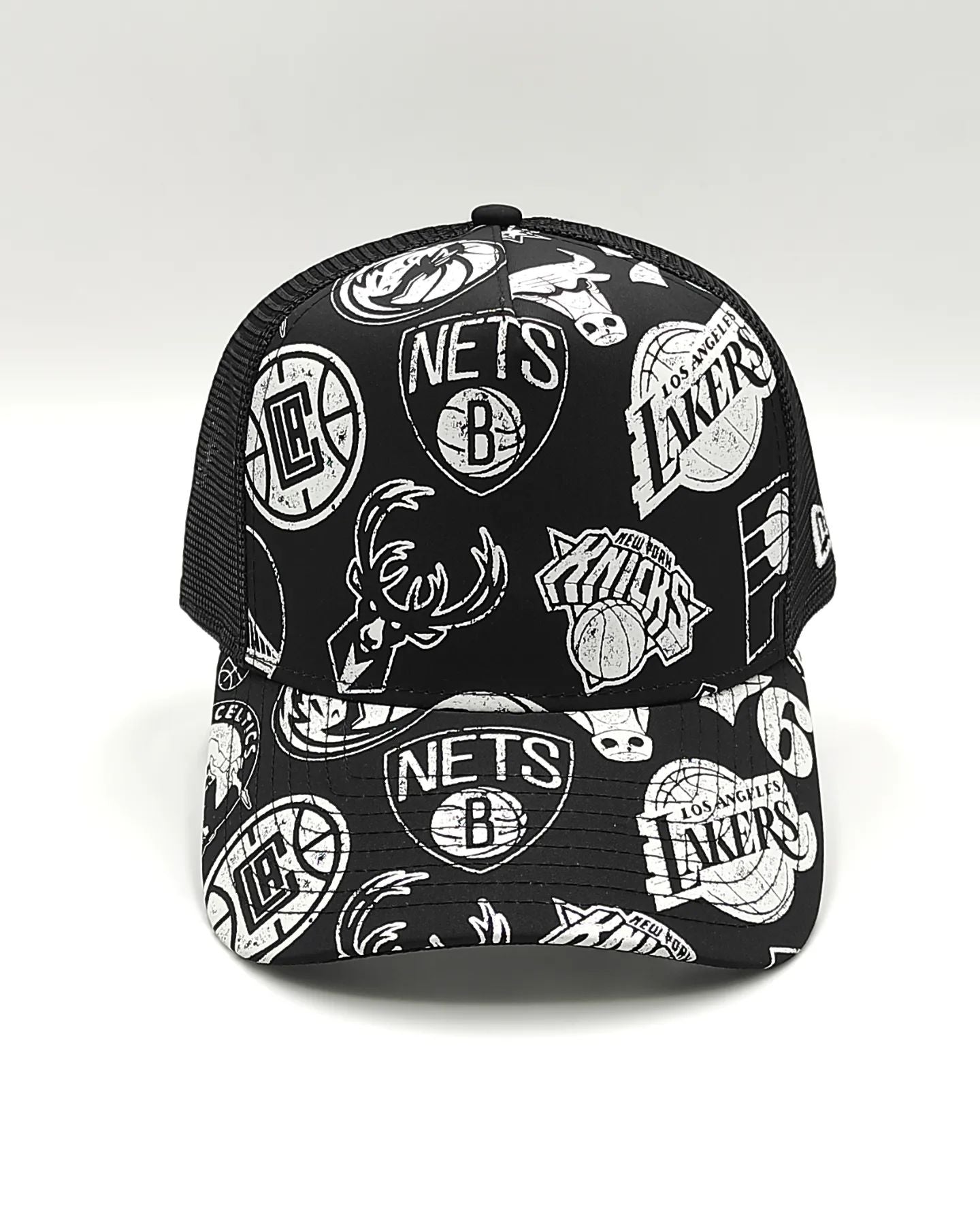 New Era ALL-OVER NBA trucker Black edition