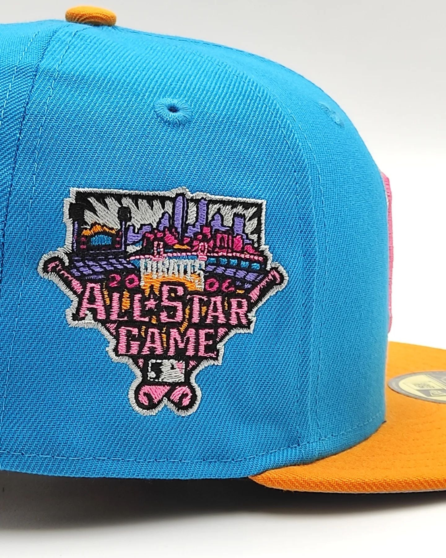 Exclusivo New Era 59Fifty Aux Pack Solo Pittsburgh Pirates 2006 All Star Game Patch Hat - Azul claro, naranja, rosa
