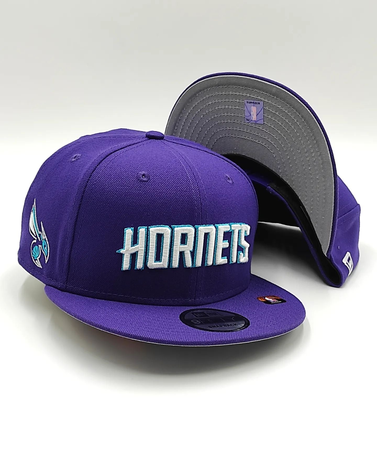 New Era Charlotte Hornets 9Fifty snapback Morada colección jersey