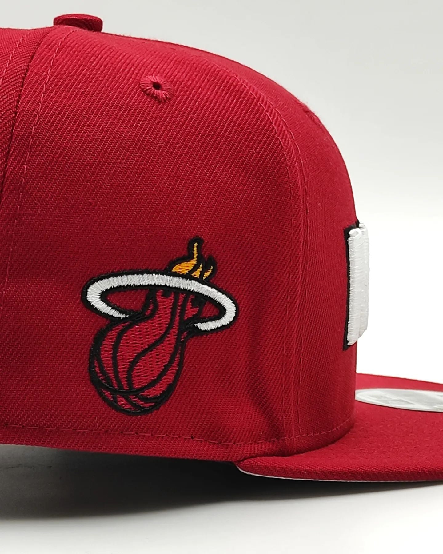 New Era Miami Heat 9Fifty snapback Rojo oscuro coleccion jersey