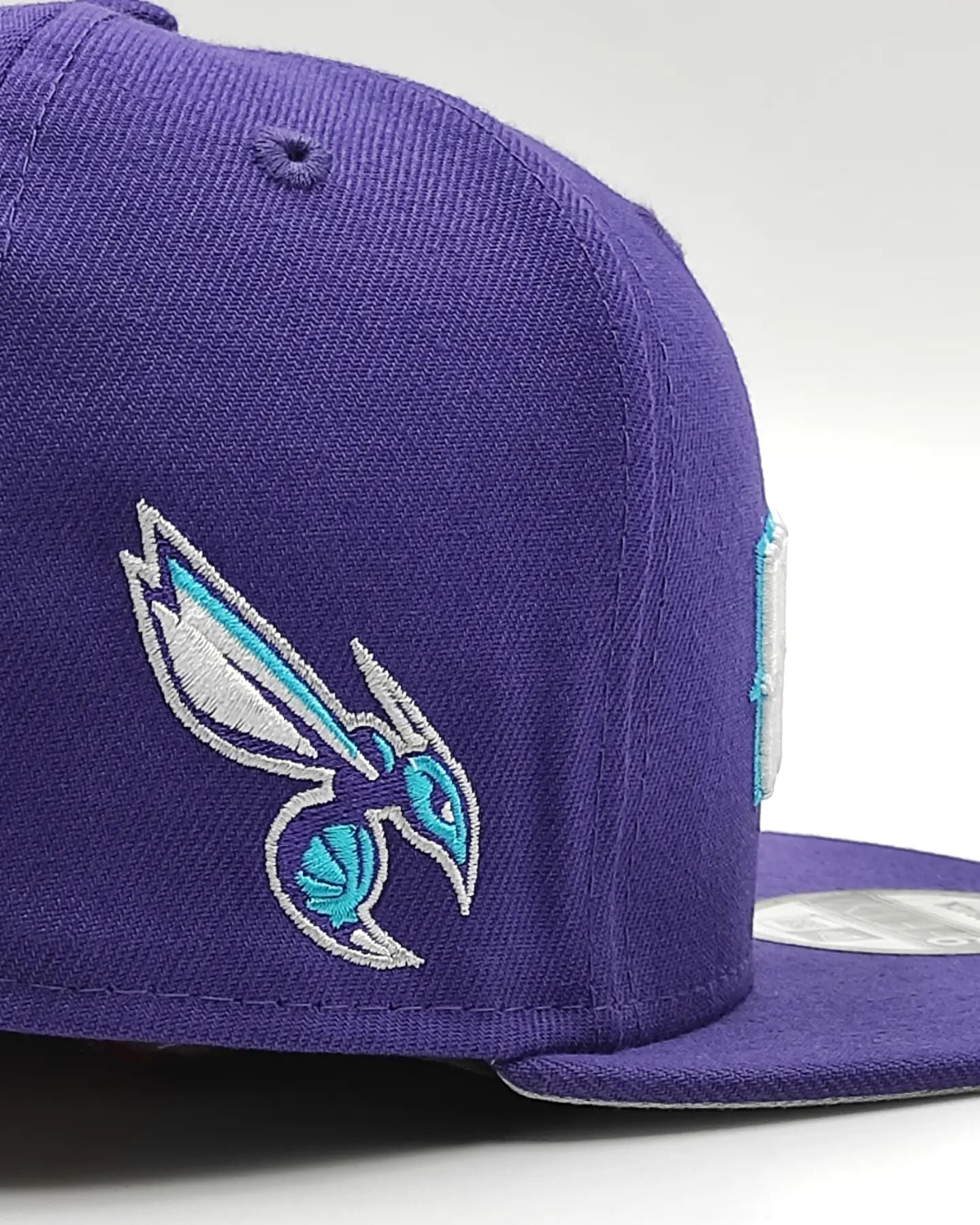 New Era Charlotte Hornets 9Fifty snapback Morada colección jersey