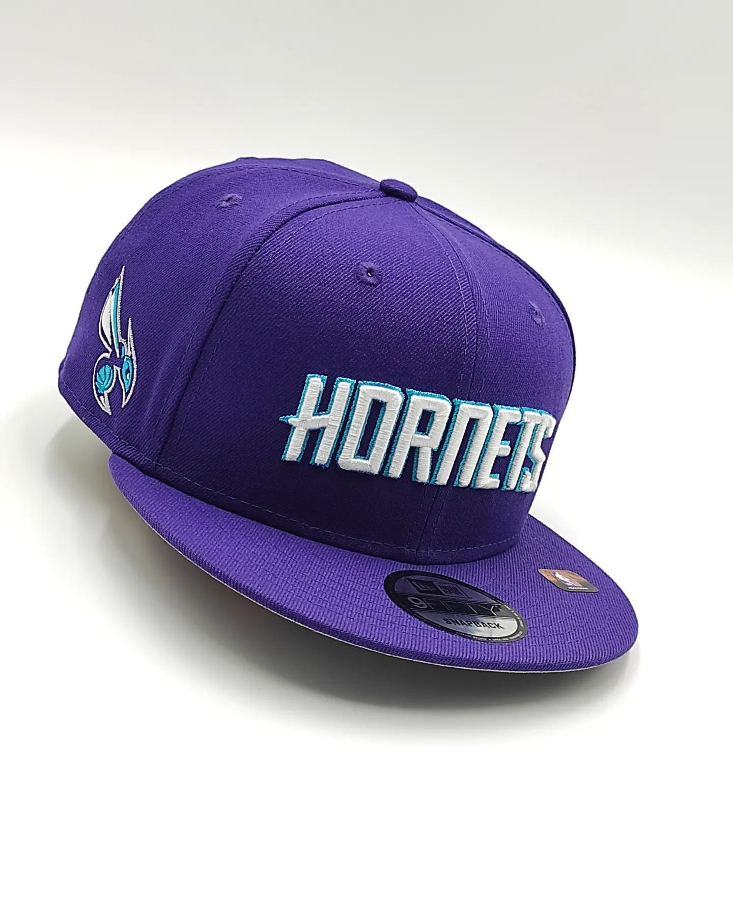 New Era Charlotte Hornets 9Fifty snapback Morada colección jersey