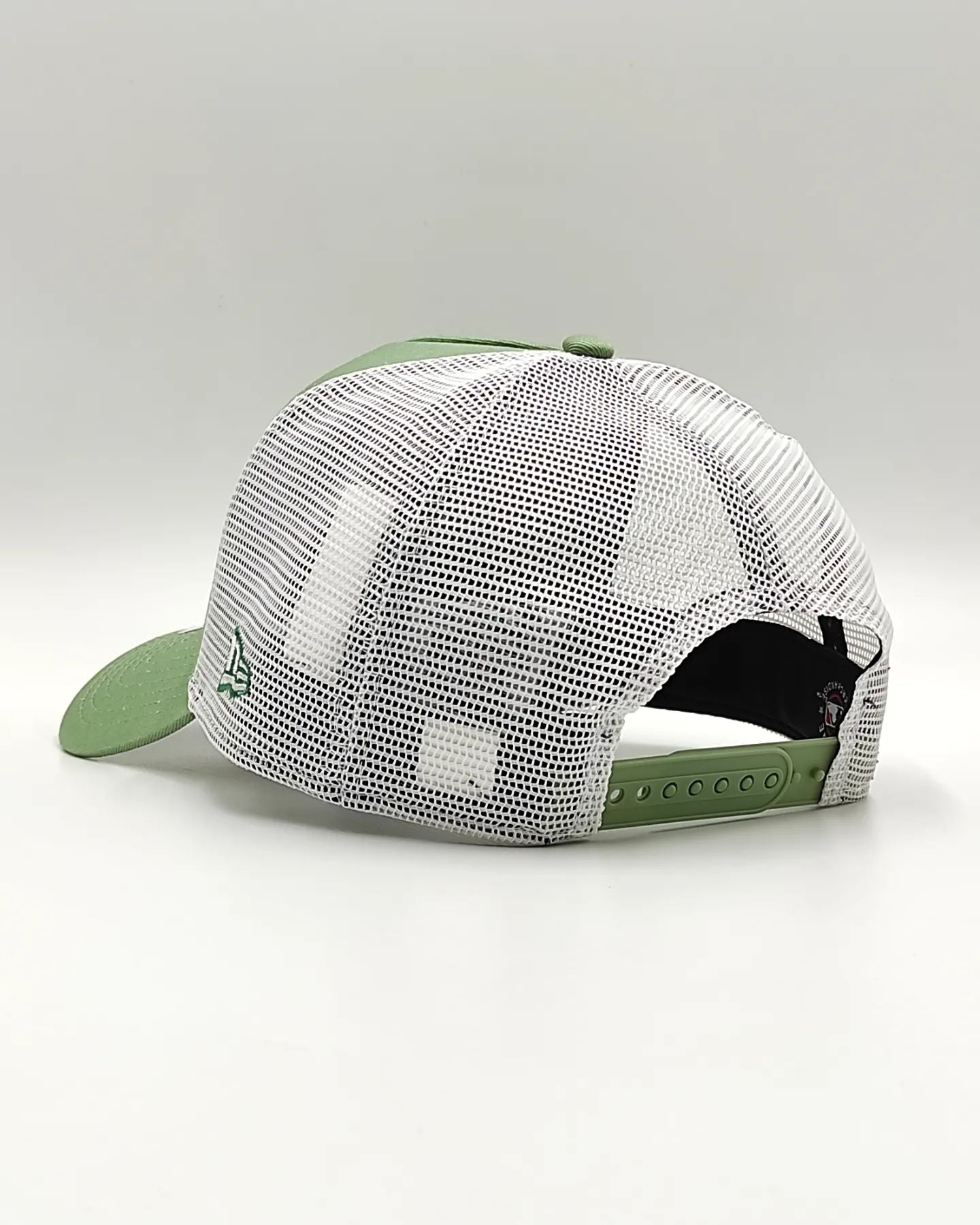 New Era New York Yankees league Essential trucker
