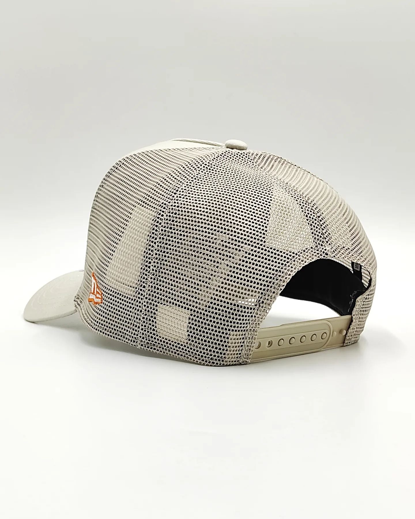New Era Los Angeles Dodgers league Essential trucker