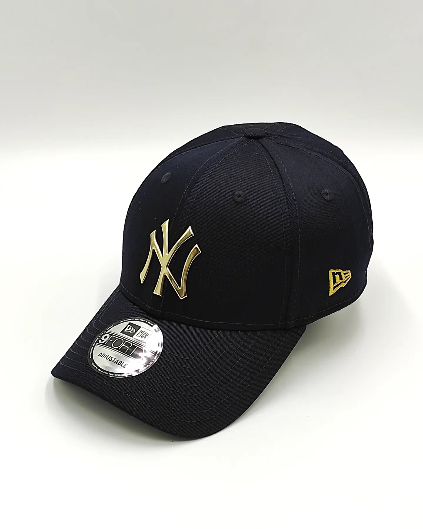 New Era New York Yankees 9forty foil logo