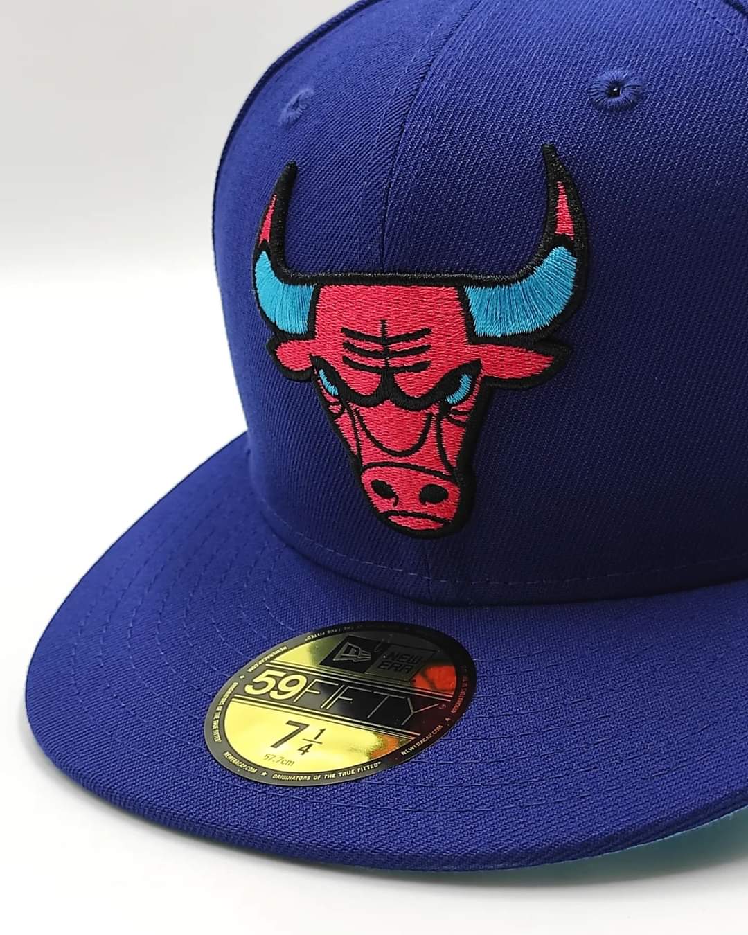New Era 59fifty Interestelar Helly Chicago bulls hat - royal