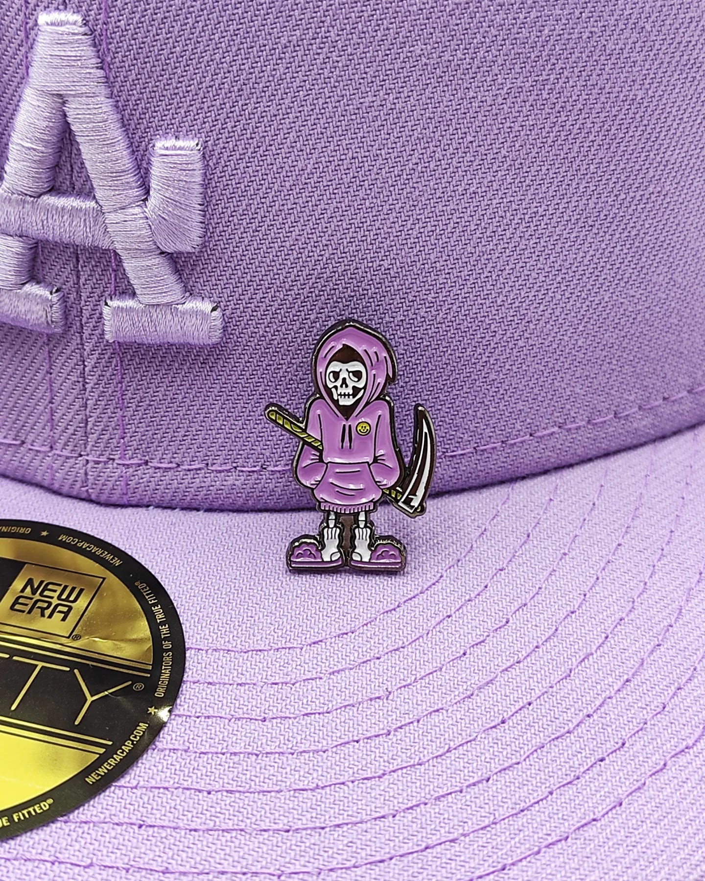 Pin matelico Death purple