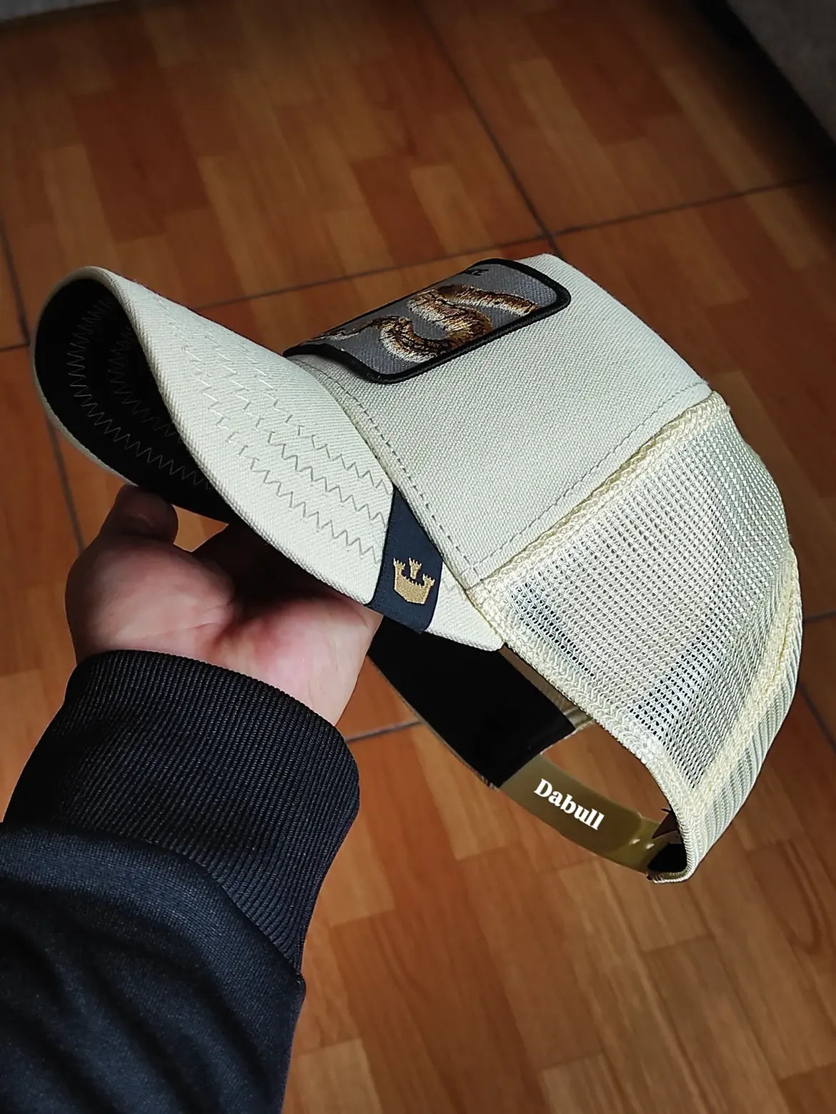 Gorra trucker beige serpiente Menace Deadly Companion Core Canvas The Farm de Goorin Bros