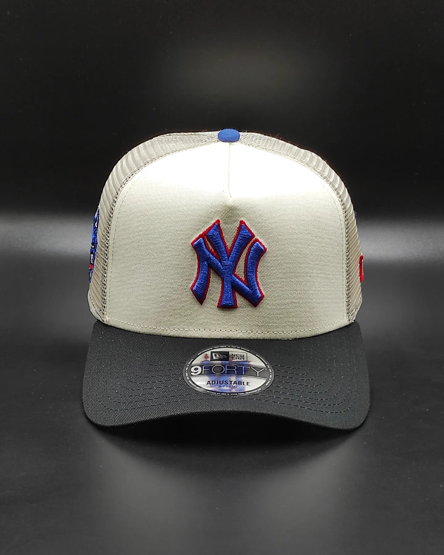 New Era New York Yankees 9Forty A-FRAME Trucker Snapback