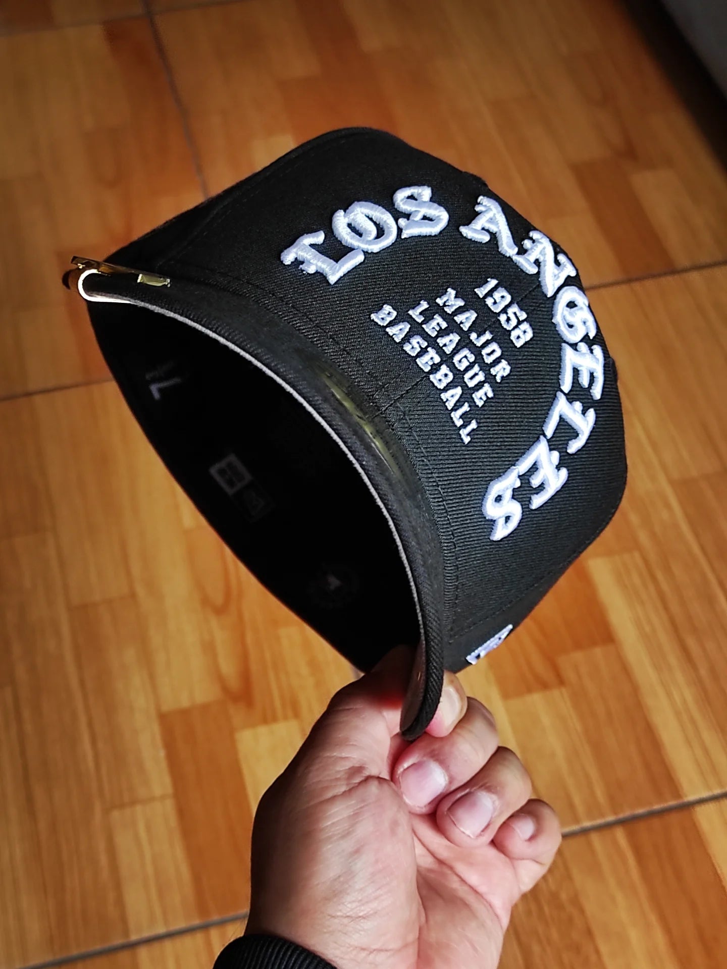 New Era Los Angeles Dodgers SKULL 💀 Chrome Black edition 59fifty fitted